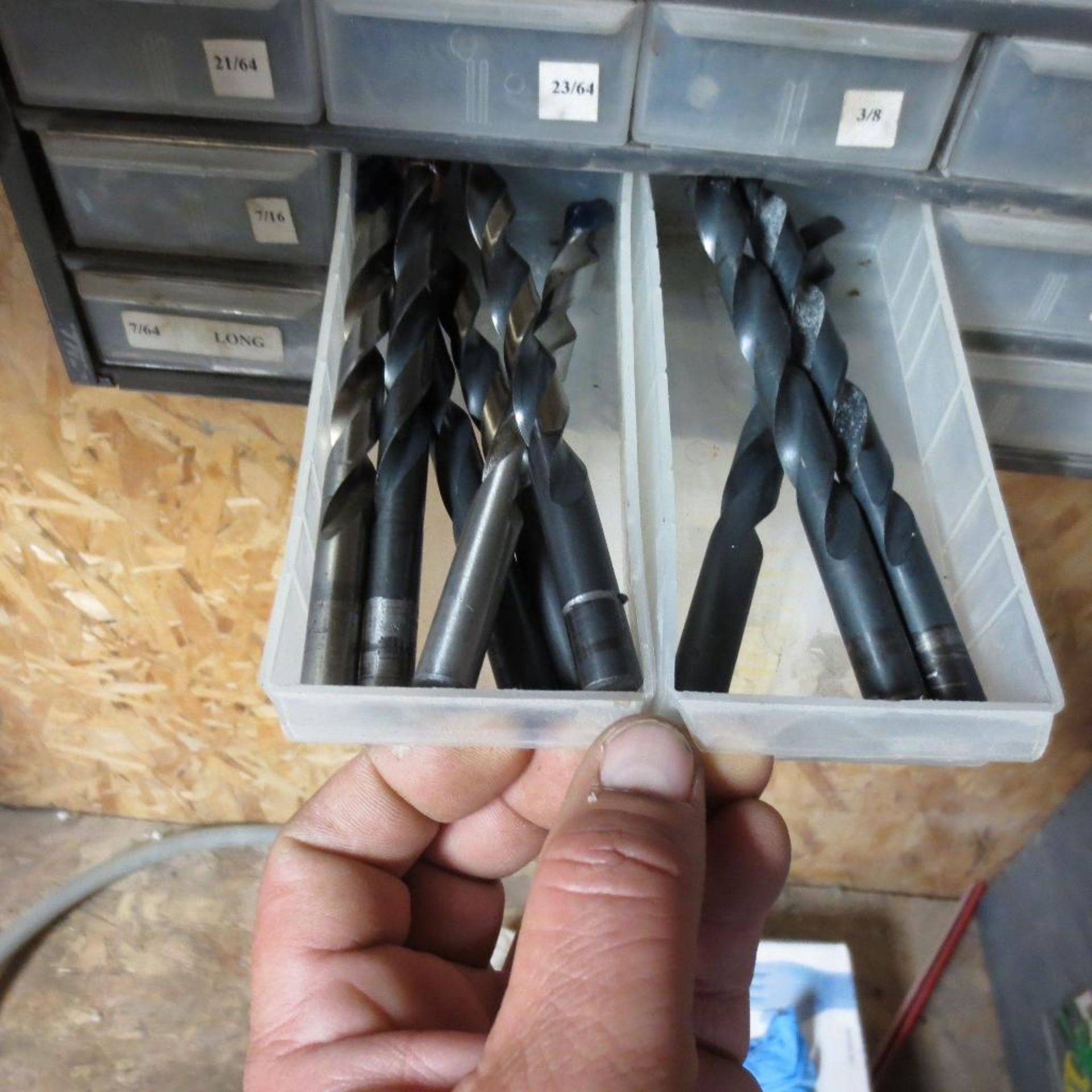 Saw Blades, Bits, Drill Bits, Screws and Parts Bins - Image 8 of 13