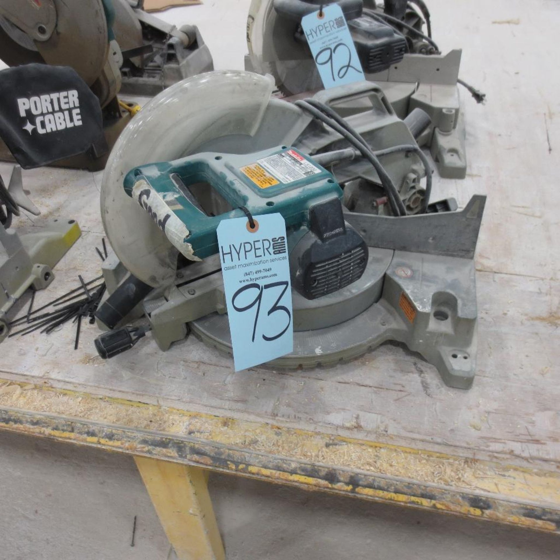 Makita 12" Miter Saw