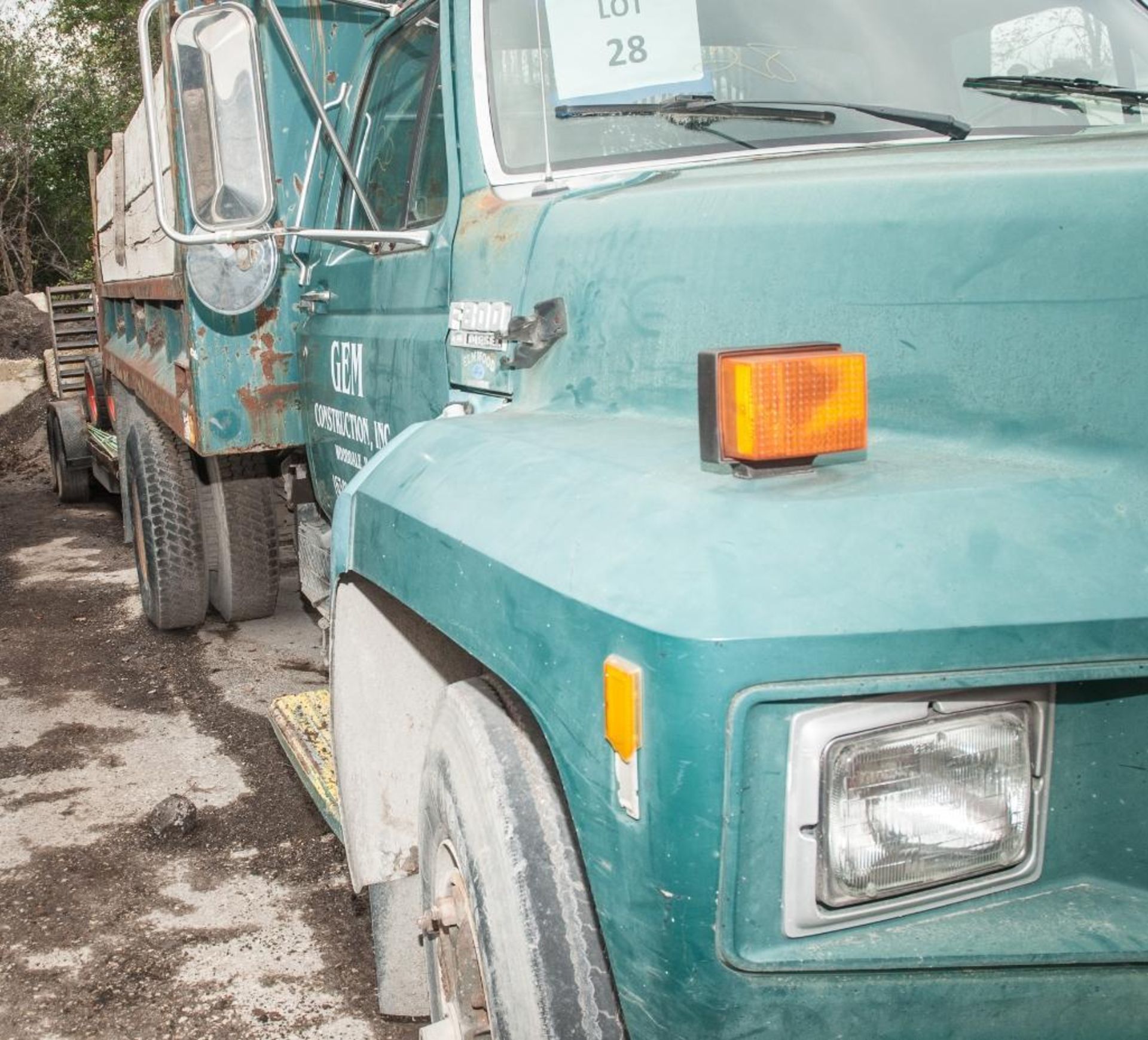 1988 Ford Model F800 4x2 Conventional Cab and Chassis; VIN 1FDXK84A8JVA42037; 14" Dump Body and 7.8 - Image 3 of 7