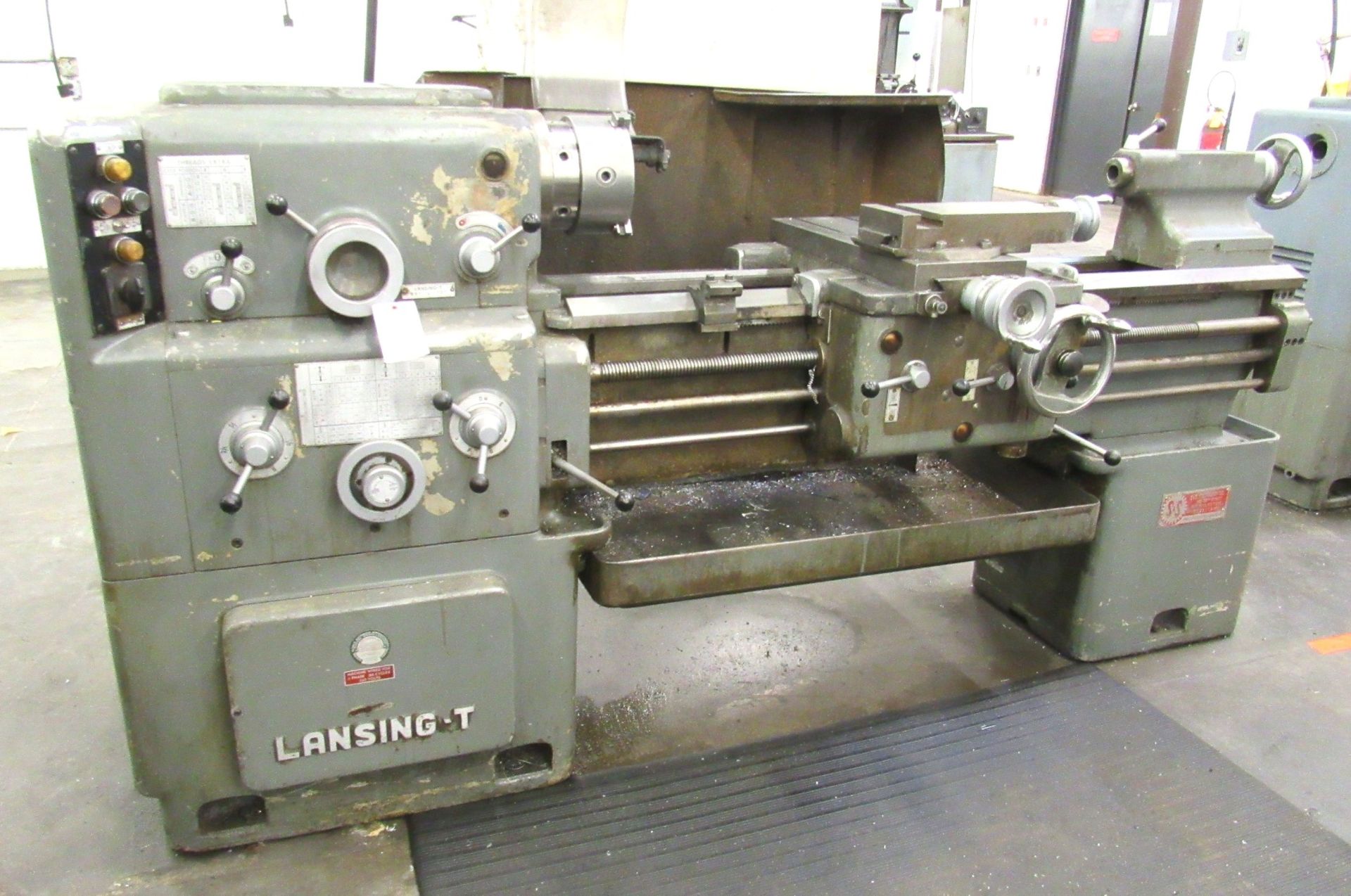 Lansing Mod.T 16"/24" x 40" Geared Head Lathe