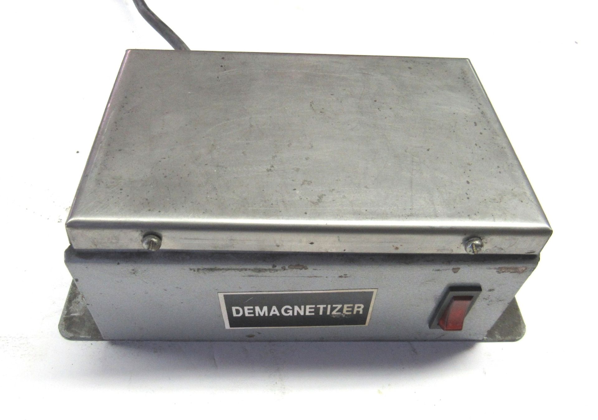 Demagnitizer