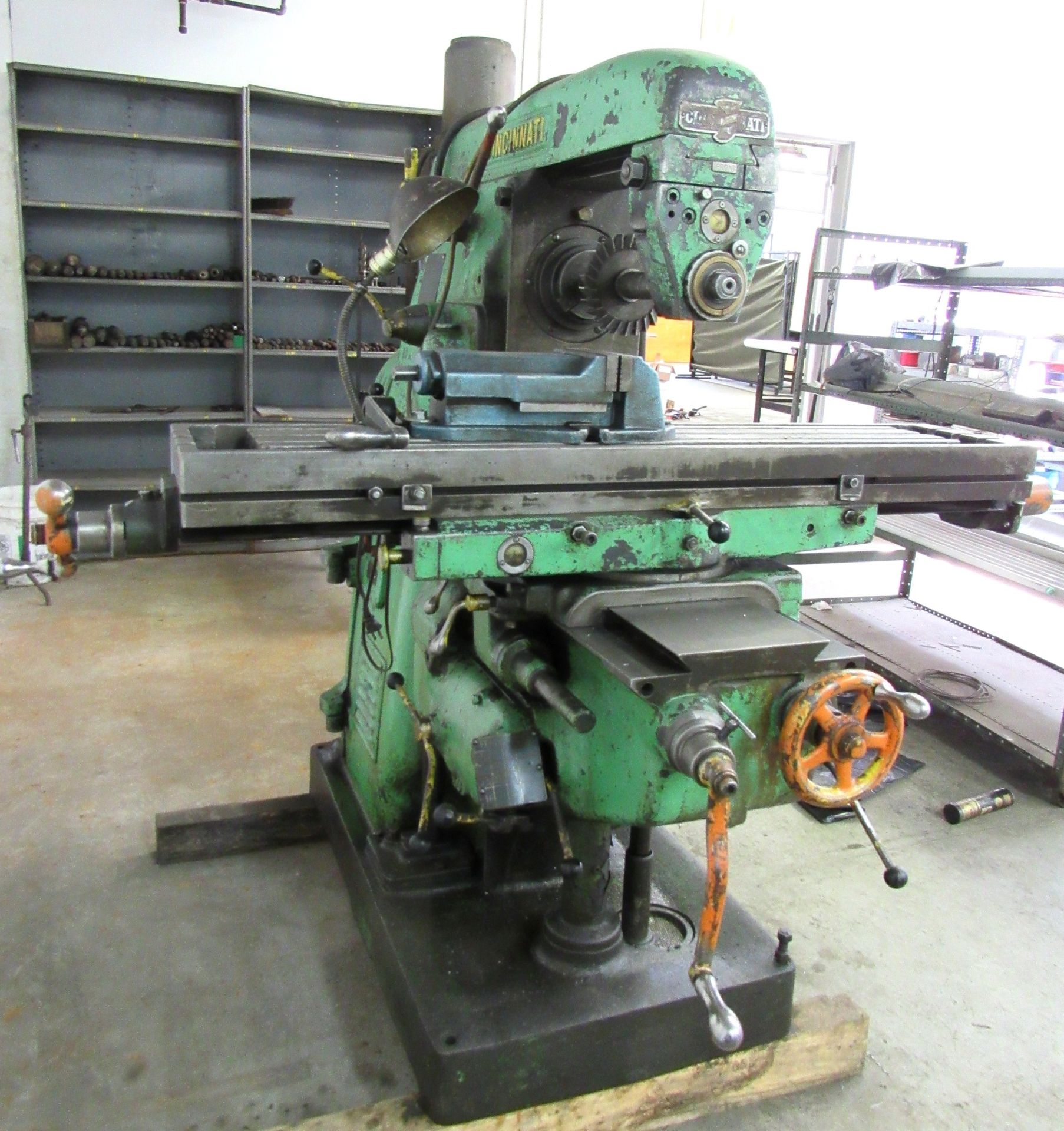 Cincinnati Mod. 2M-H Universal Horizontal Milling Machine - Image 2 of 4