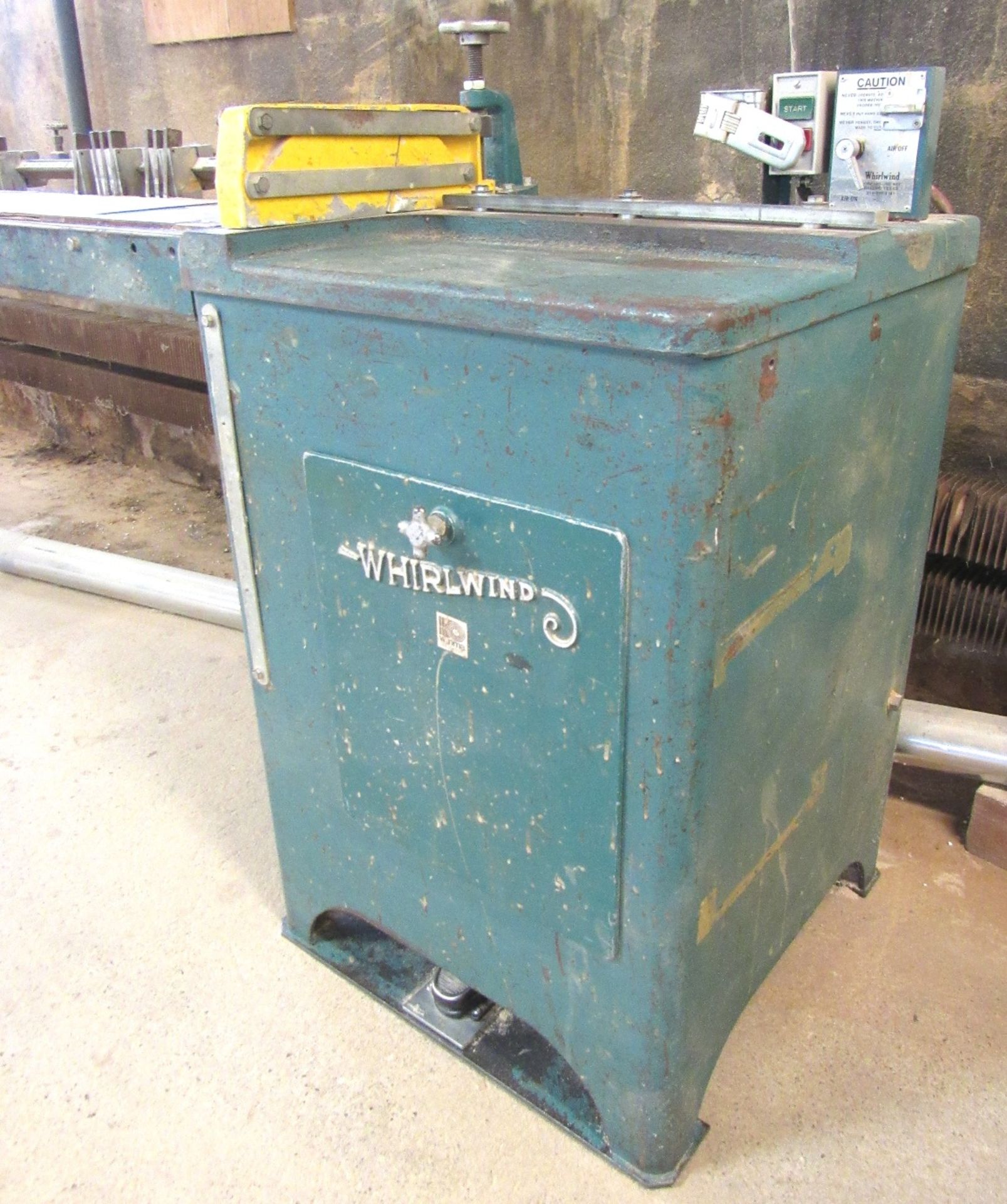 Whirlwind Mod.1000L Semi-Automatic Cut Off Saw - S/N 1129S49L, Roller Infeed Table - Image 2 of 2