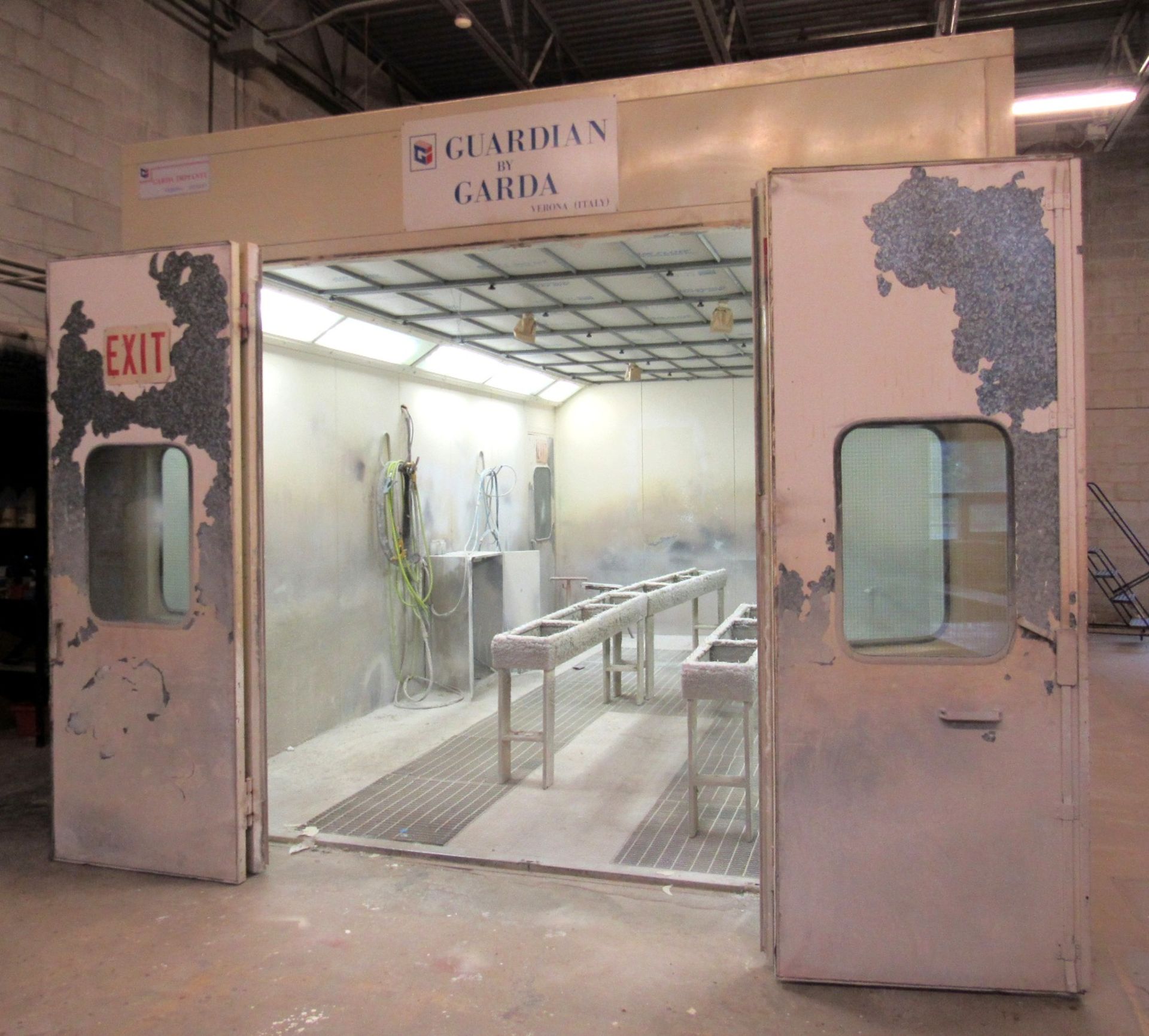 Guardian Garda 13'W x 23'L x 9'H Totally Enclosed Paint Booth - Image 3 of 10