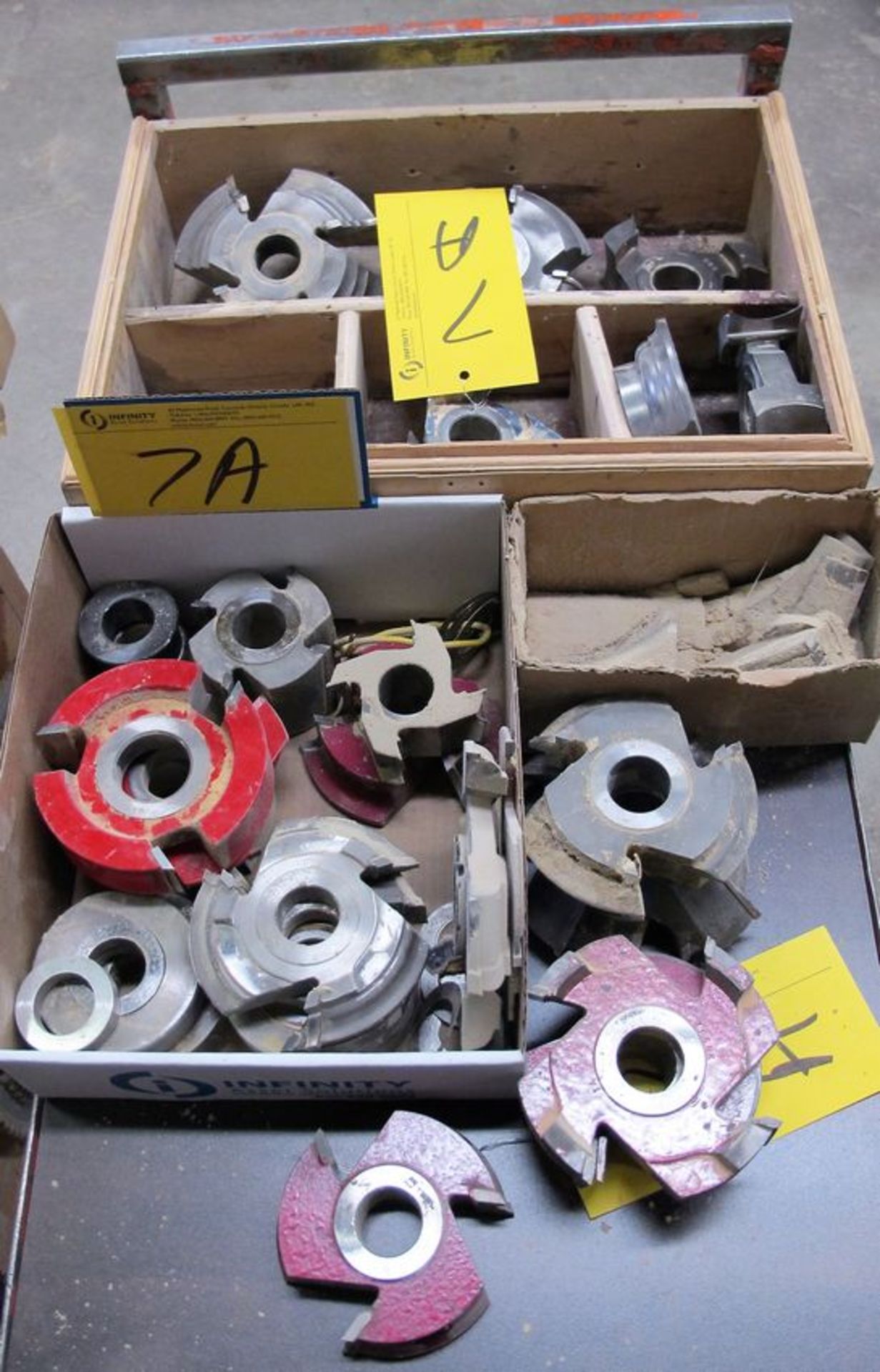 LOT OF ASST. ROUTER TOOLING, CUTTING BLADES, ETC.