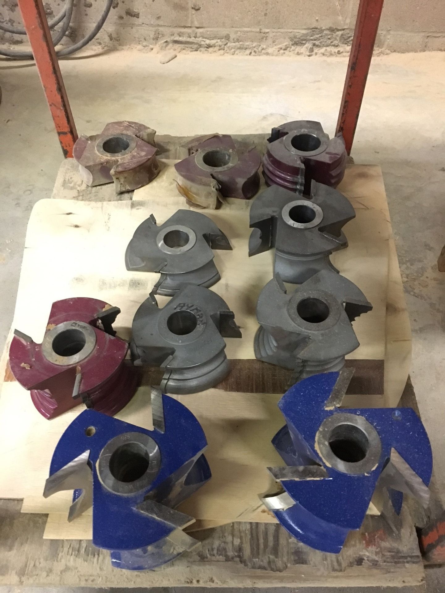 LOT OF ASST. ROUTER TOOLING, CUTTING BLADES, ETC. - Image 8 of 8