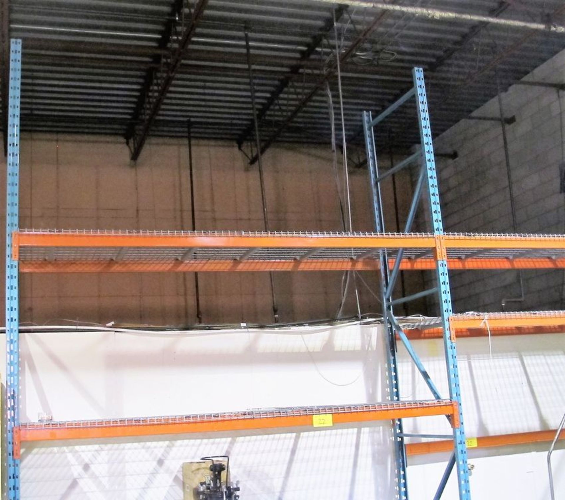SECTIONS OF APPROX. 15'H X 12'L X 42"W PALLET RACKING INCL. (12) UPRIGHTS, (41) CROSSBEAMS, (21) - Image 2 of 4