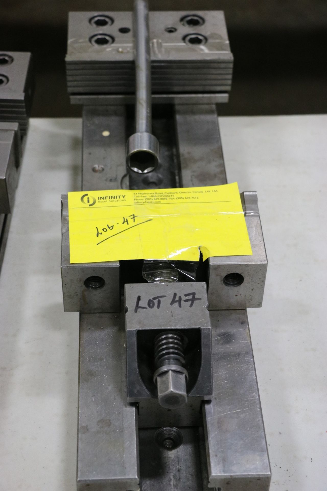 G.S. Milling Vise 12.0" opening