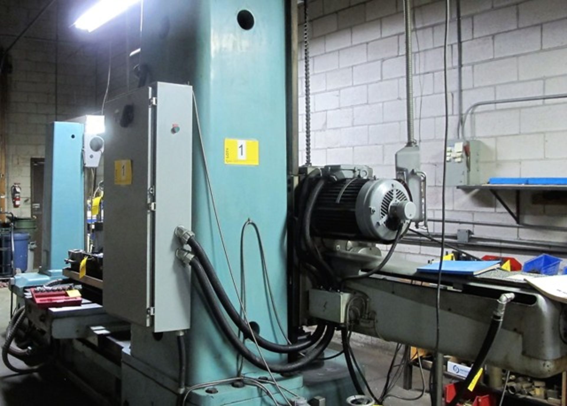 TOS MOD W100A TABLE TYPE HORIZONTAL BORING MILL W/TOS MOD FP40/100 AXIS ATTACHMENT, BORING BAR - Image 3 of 21