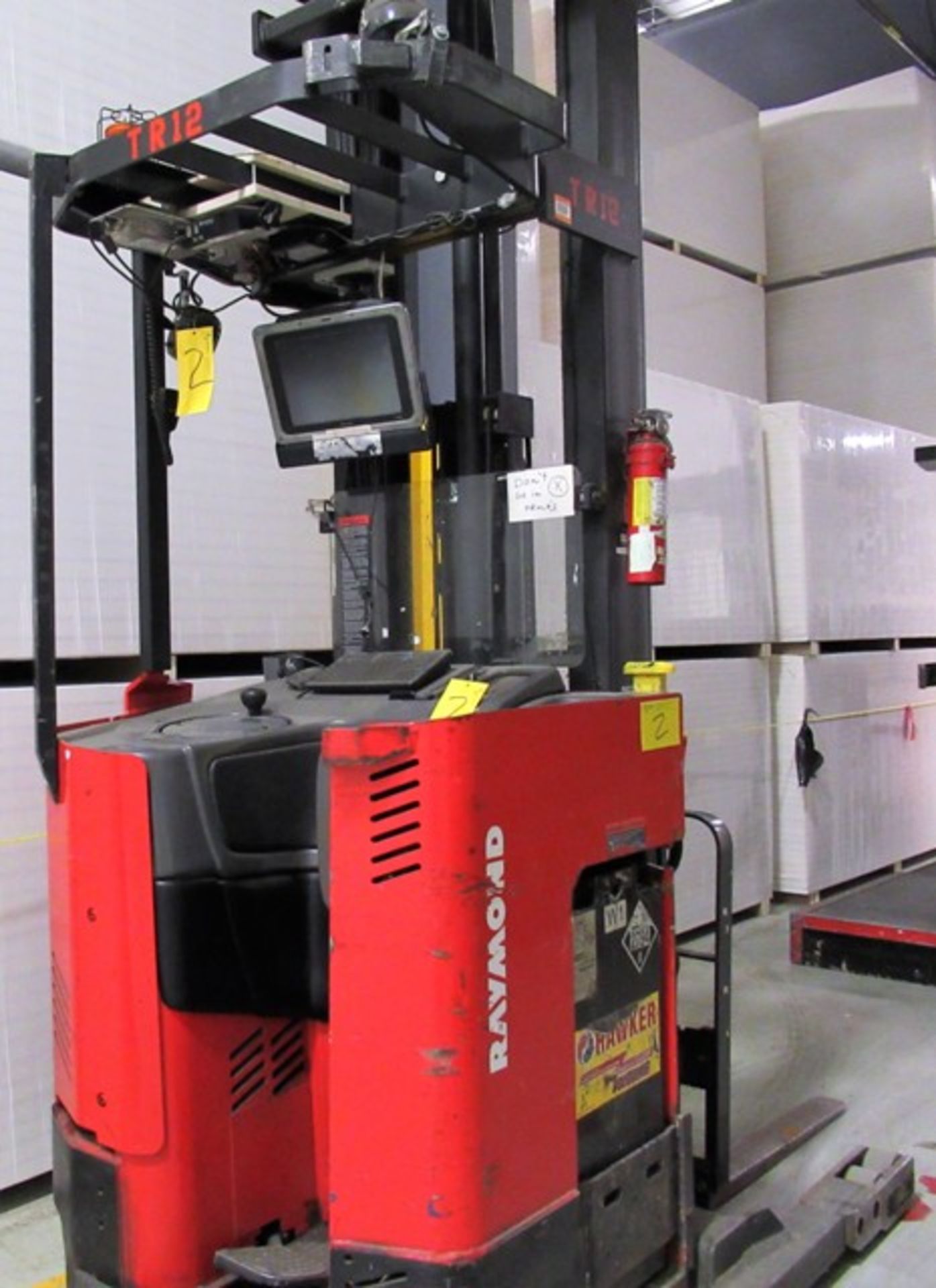 2008 RAYMOND EASI R30TT Electric Reach Truck, 3,000lb Cap., 273” Max Lift, 8’9” Mast Height, 36V, - Image 3 of 5