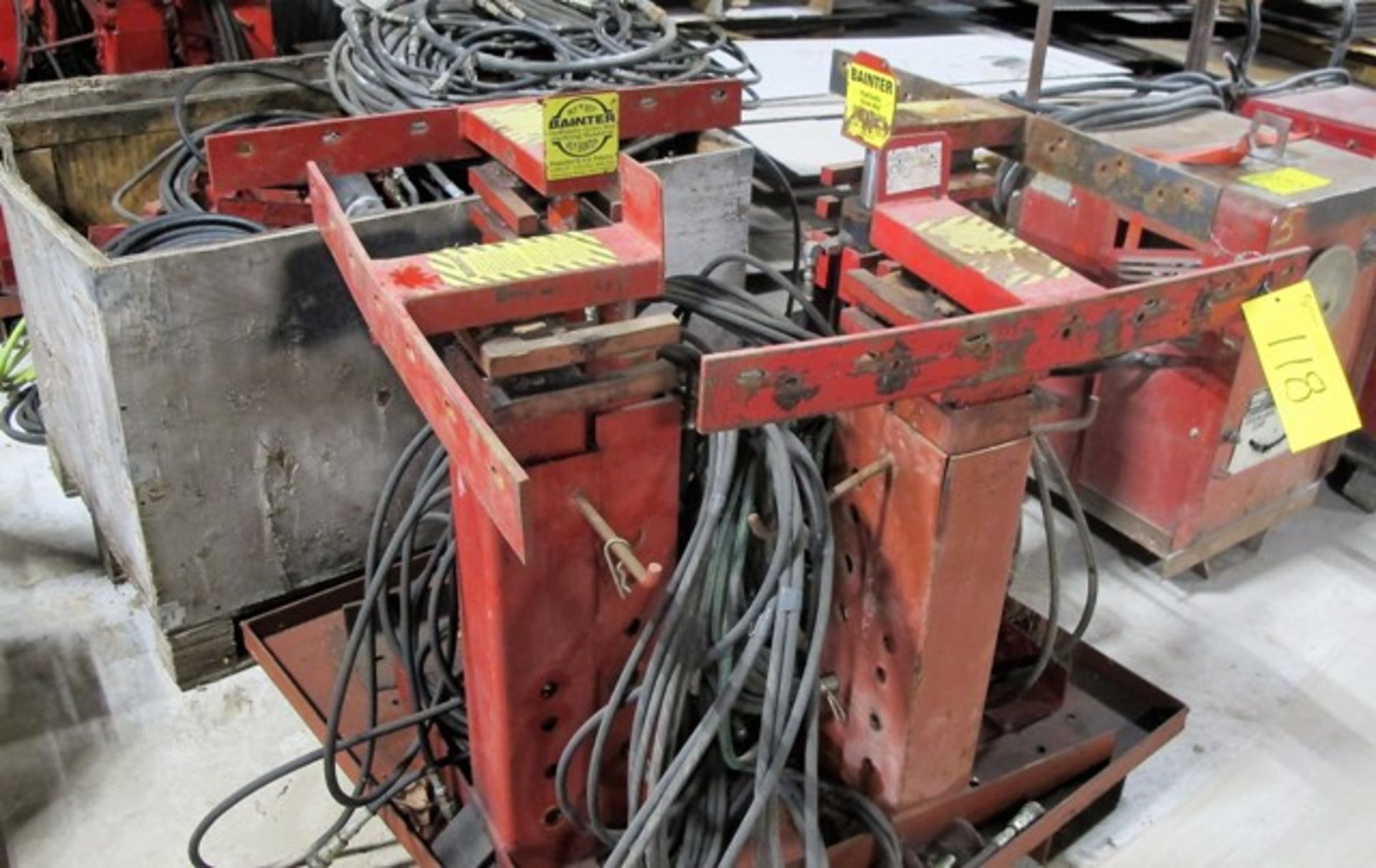 BAINTER HYDRAULIC GRAIN BIN JACKING (INCL HONDA GX390 GAS POWERED DRIVE CART W/(4) HYDRAULIC JACKS - Image 11 of 17