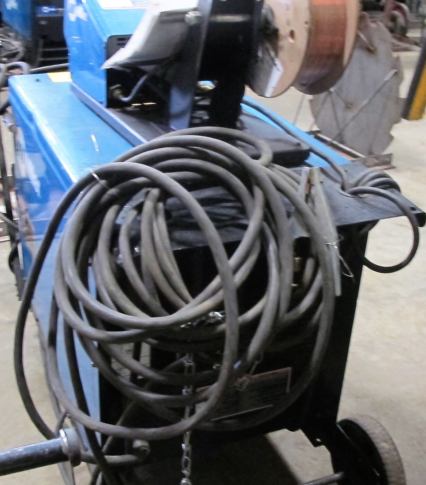 MILLER DIMENSION 452 CC/CV-DCWELDING POWER SOURCE W/MILLER 70 SERIES, 24V WIRE FEED, S/N MF260007C - Image 3 of 4