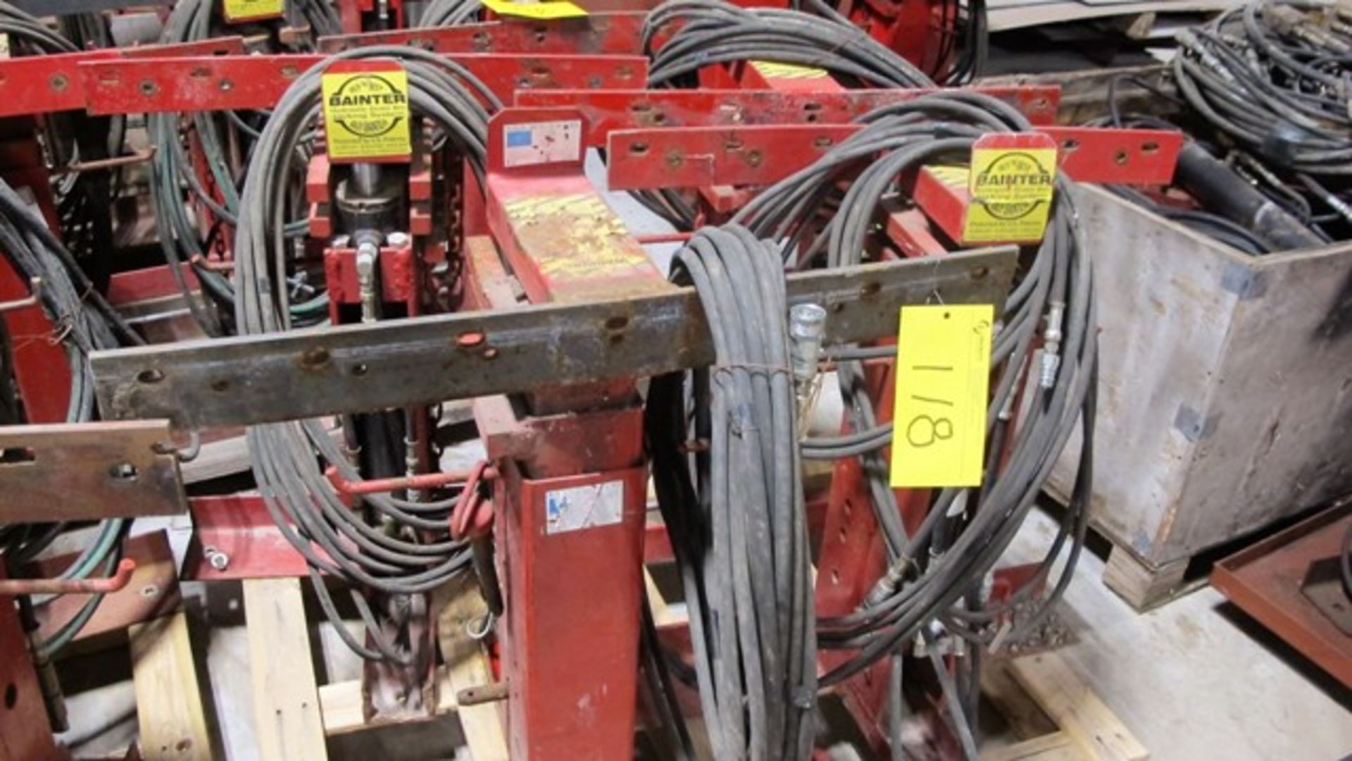 BAINTER HYDRAULIC GRAIN BIN JACKING (INCL HONDA GX390 GAS POWERED DRIVE CART W/(4) HYDRAULIC JACKS - Image 9 of 17