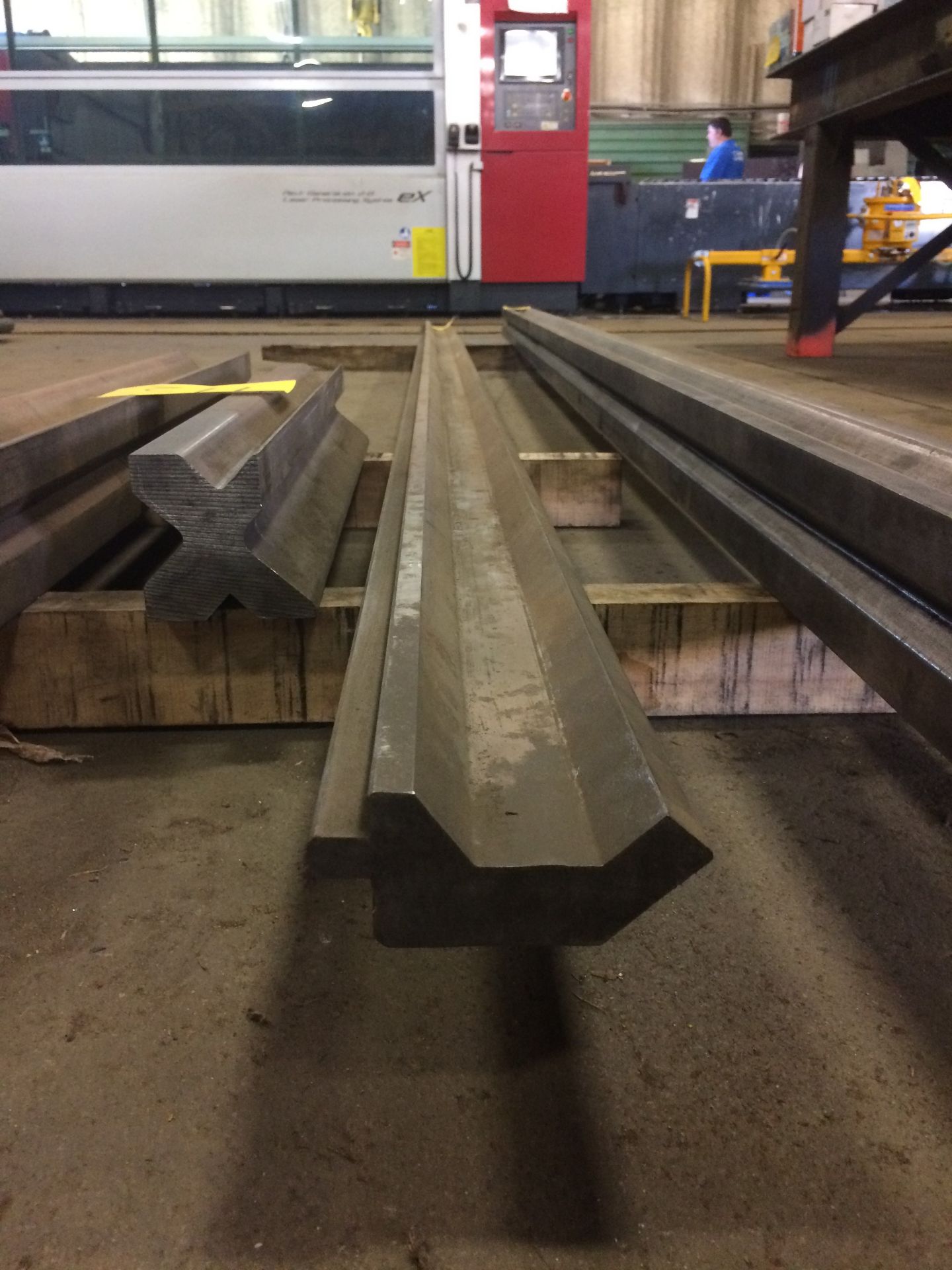 12' PRESS BRAKE DIE - Image 2 of 2