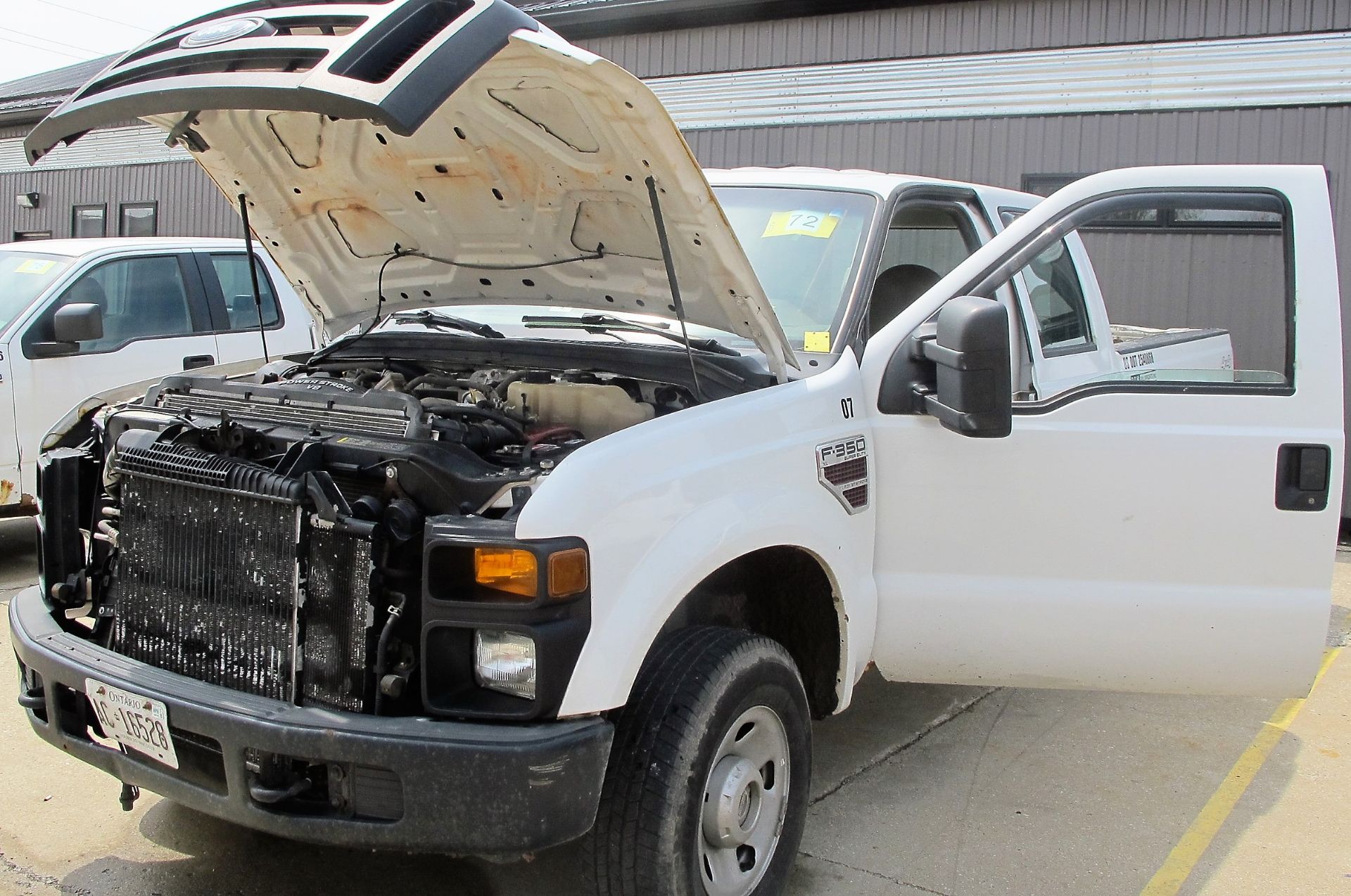 2009 FORD F350 SUPER DUTY PICKUP TRUCK, VIN 1FTWW31R69EB00532, DIESEL V8 ENGINE, 394,917 KM, A/C, - Image 9 of 13