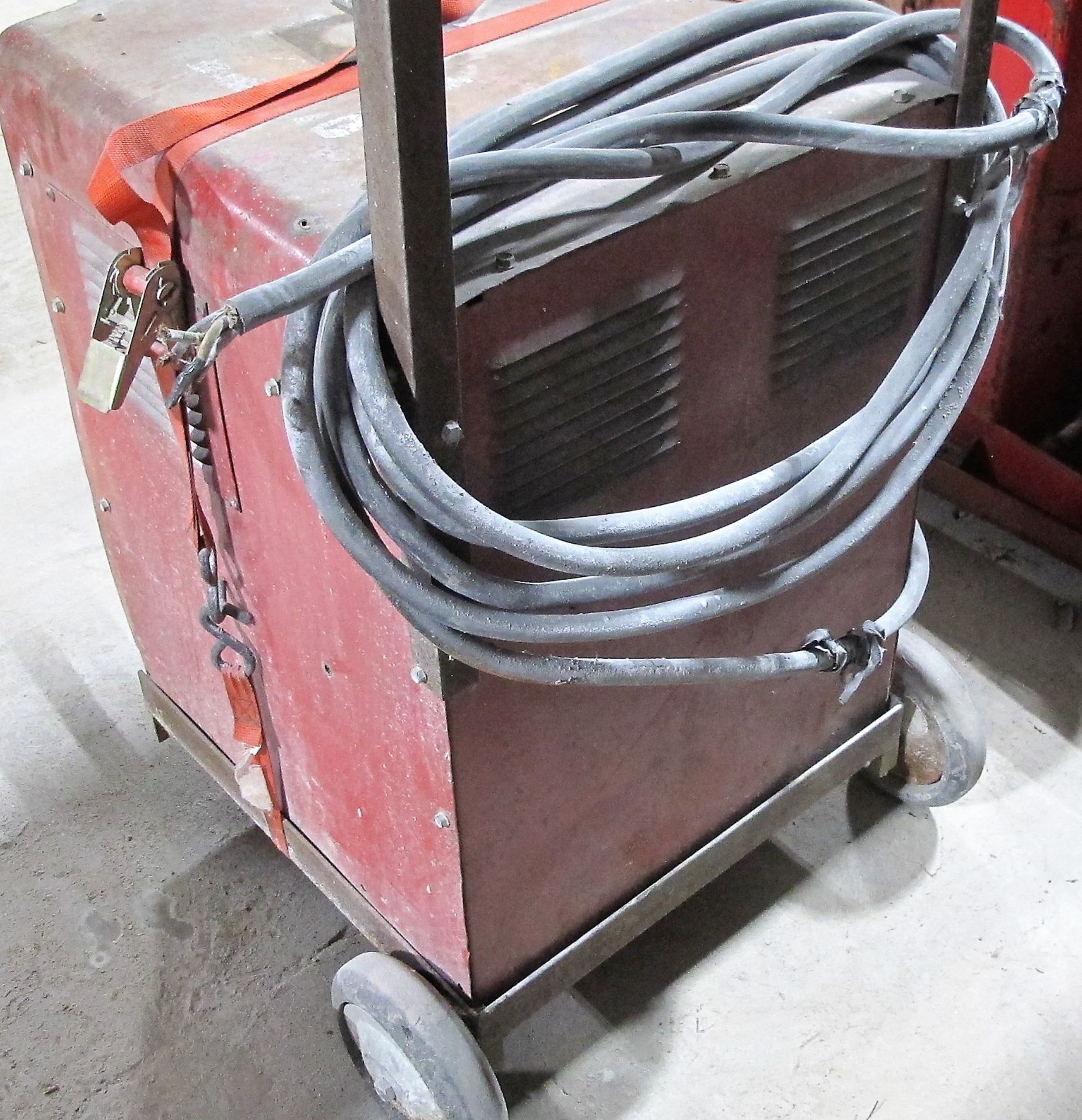 LINCOLN ELECTRIC IDEAL ARC 250 WELDER ON CART W/POWER CABLE, S/N 147048 - Image 4 of 4