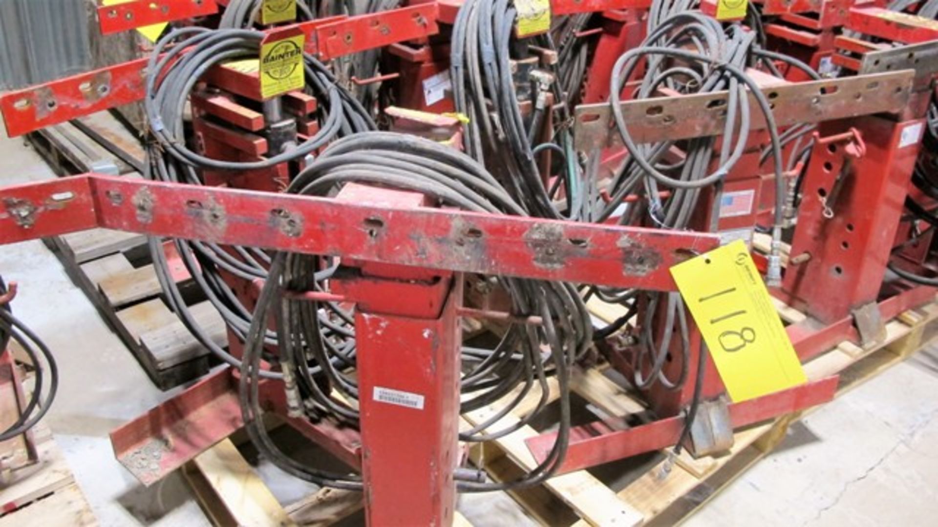 BAINTER HYDRAULIC GRAIN BIN JACKING (INCL HONDA GX390 GAS POWERED DRIVE CART W/(4) HYDRAULIC JACKS - Image 7 of 17