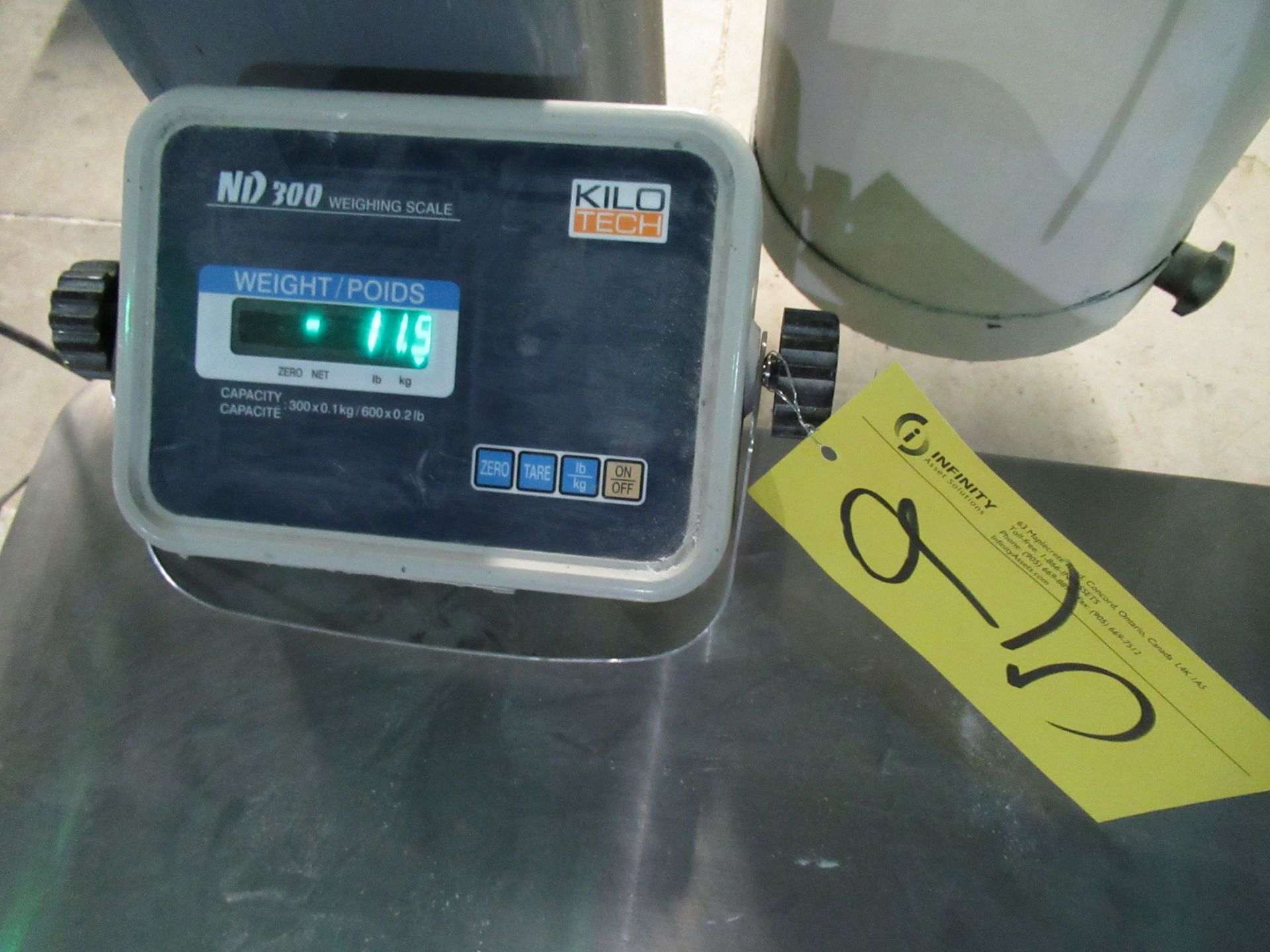 KILO-TECH ND-300 600X 0.2# DIGITAL SCALE W/DIGITAL CONTROL S/N: 010400725 - Image 2 of 2