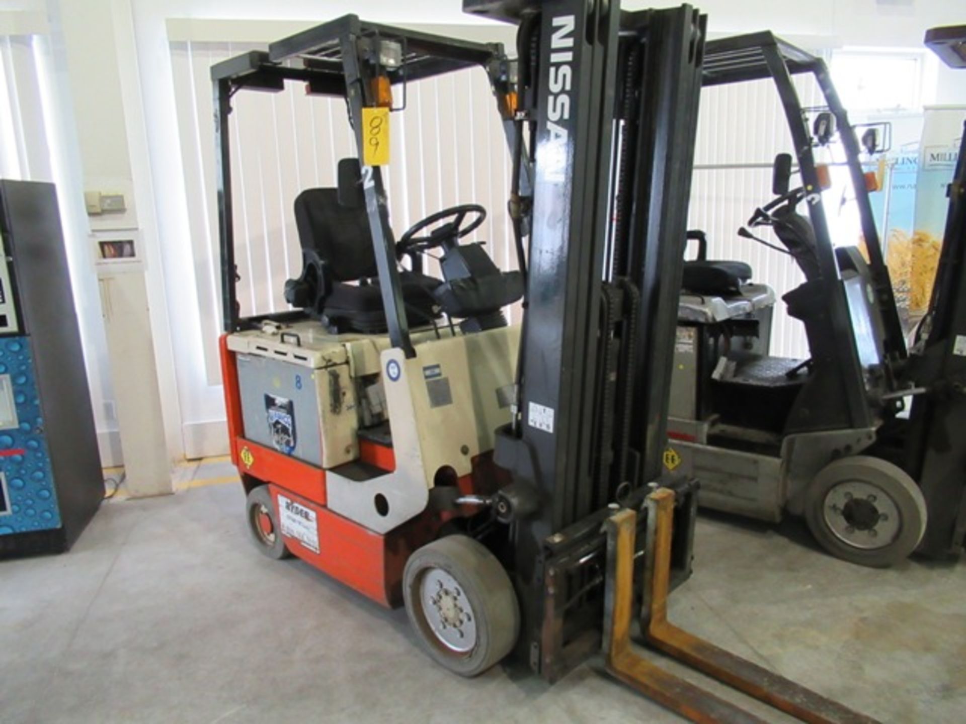 NISSAN CWP02L18E, 4,750#, 3-STAGE ELECTRIC FORKLIFT W/SIDESHIFT S/N: CW1P01-GB0049 (NO CHARGER)