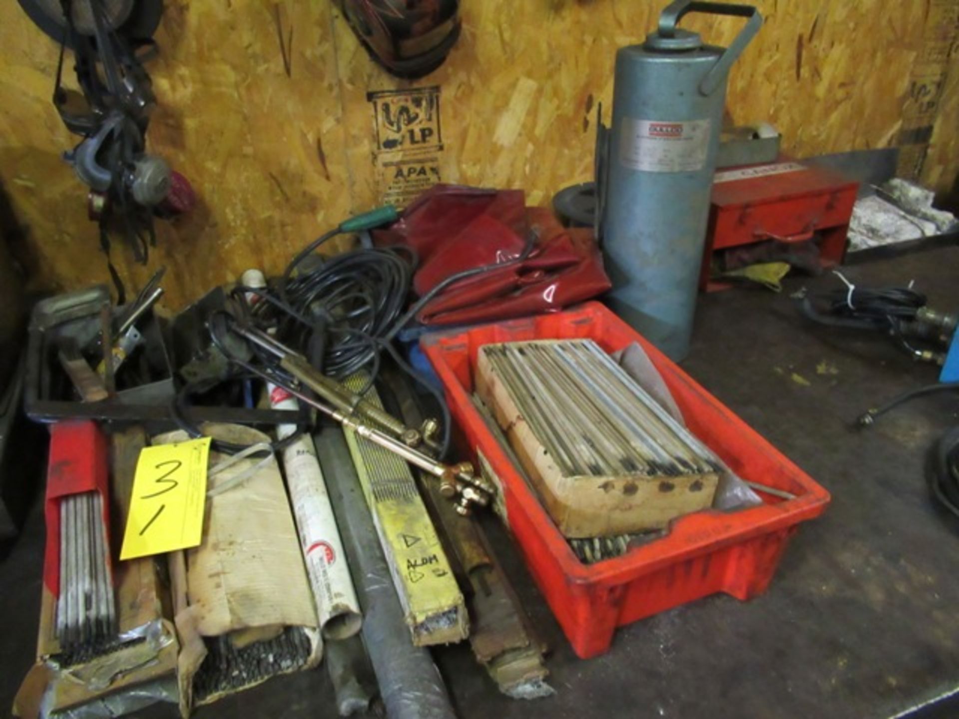 LOT ASST WELDING WIRE, ROD, TORCH HEADS HEATING TORCH ETC