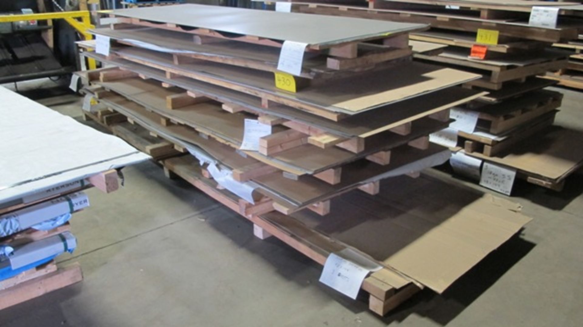 STACK OF SHEET METAL (7 LEVELS)