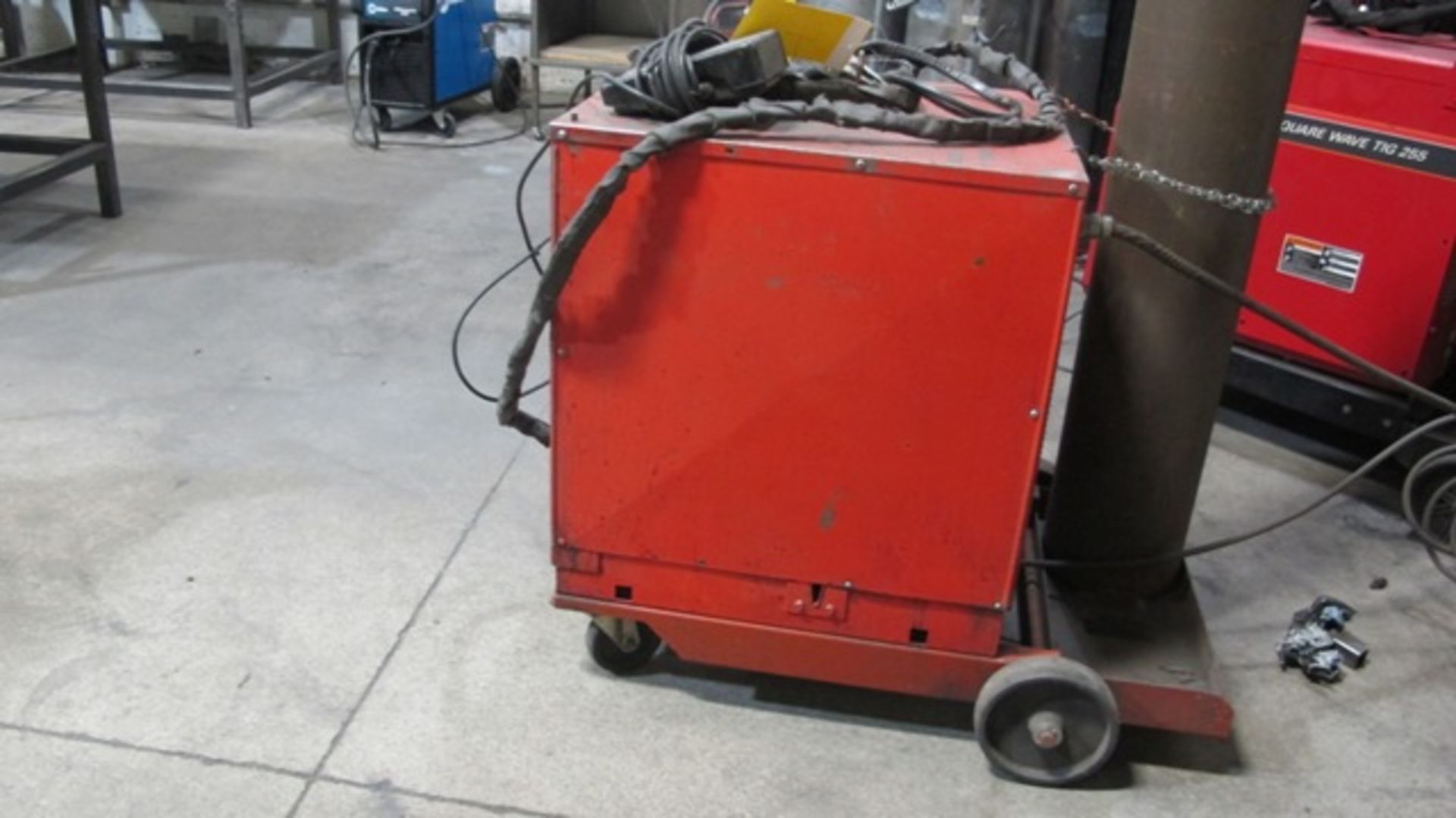 LINCOLN ELECTRIC IDEALARC TIG 250/250 WELDER - Image 3 of 3