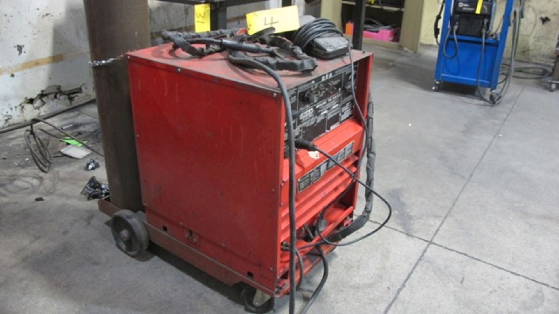 LINCOLN ELECTRIC IDEALARC TIG 250/250 WELDER - Image 2 of 3