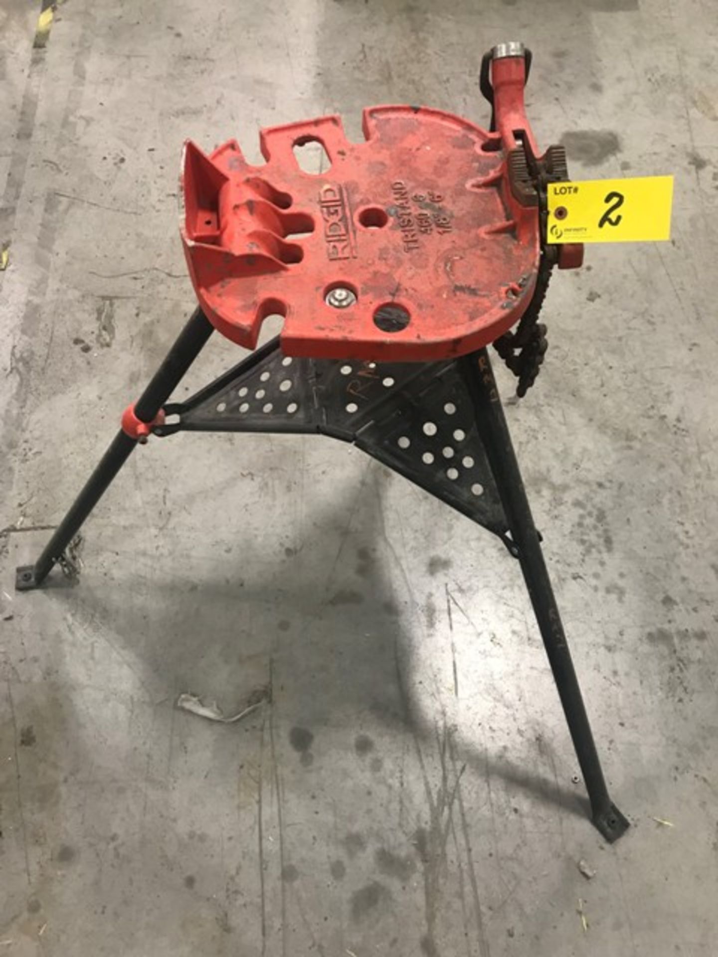 RIDGID 460-6 TRI STAND, 1/8"-6"