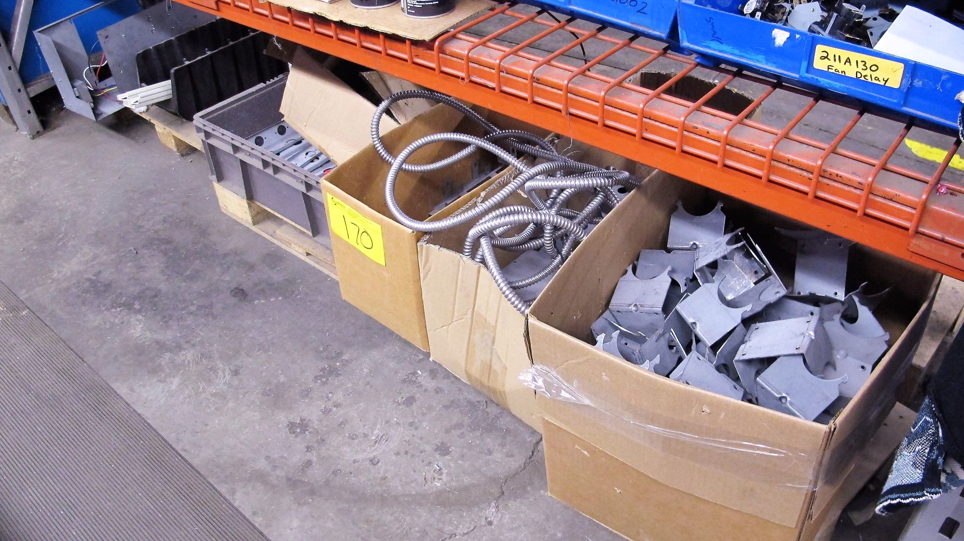 CONTENTS OF RACKING INCLUDING LARGE QTY OF ELETRICAL, WIRE, HARDWARE, - Image 7 of 14