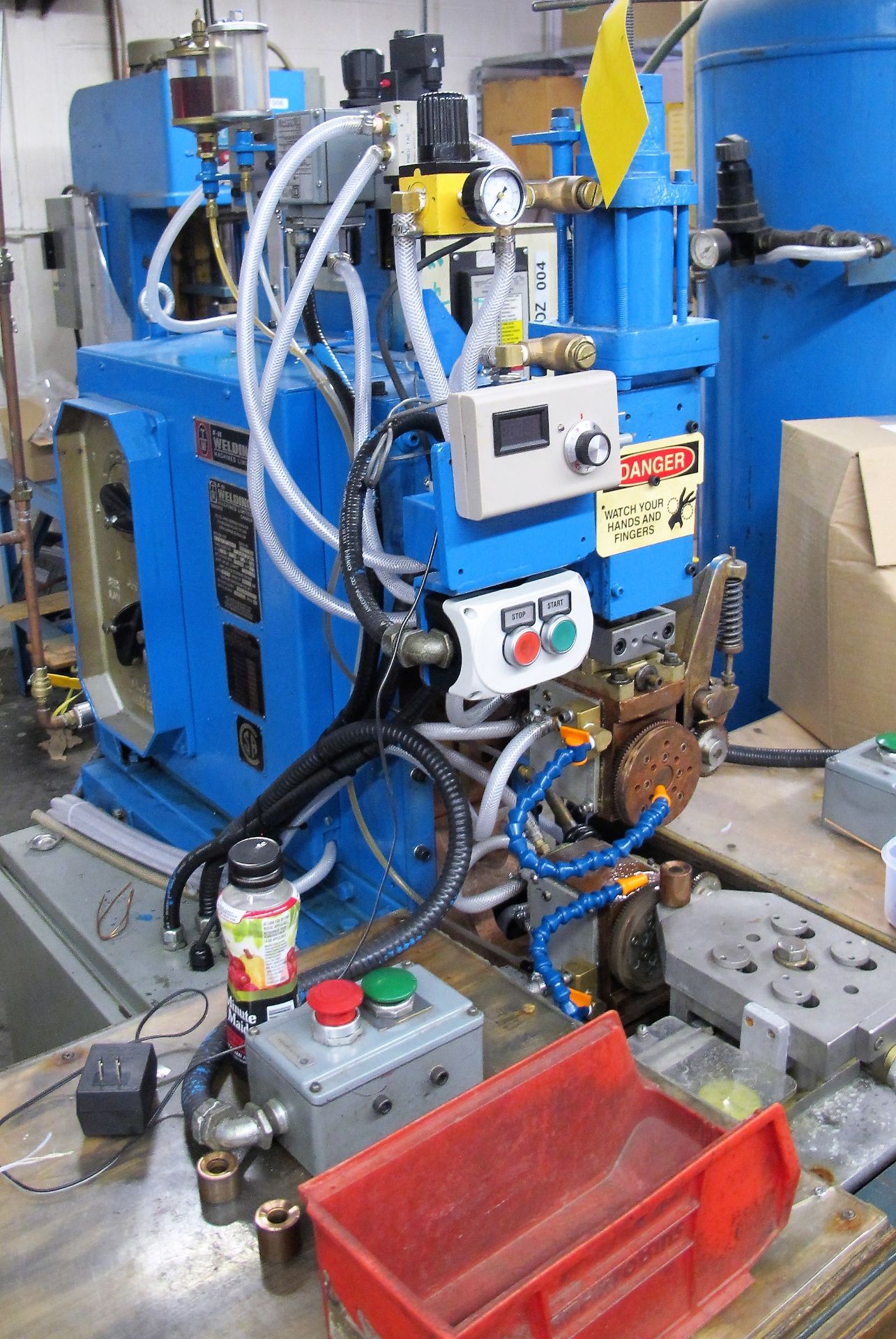 FH WELDING OSC-10-20 SPOT WELDER, 20 KVA, 12" THROAT, WTC TECHNITRON T2050 CONTROL, S/N 711583 - Image 2 of 3