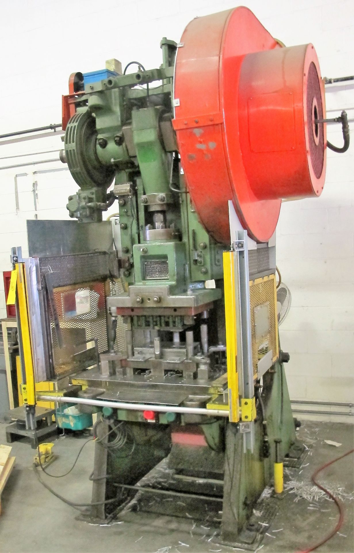 BROWN BOGGS 17.1/2J PUNCH PRESS, S/N 73213, 60 TON CAP., 5" STROKE, 9-1/4" SHUT HEIGHT, 3" ADJUST,