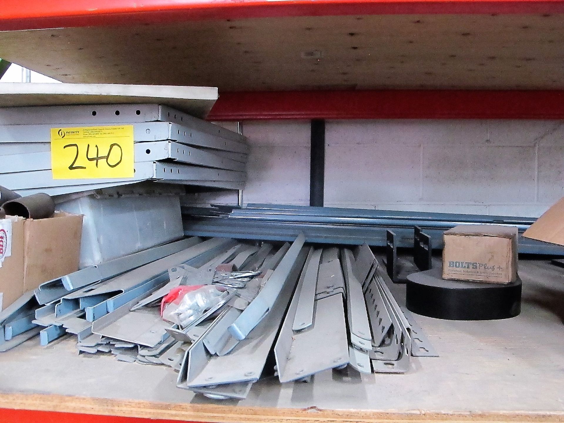 QUANTITY OF DISMANTLED METAL SHELVING