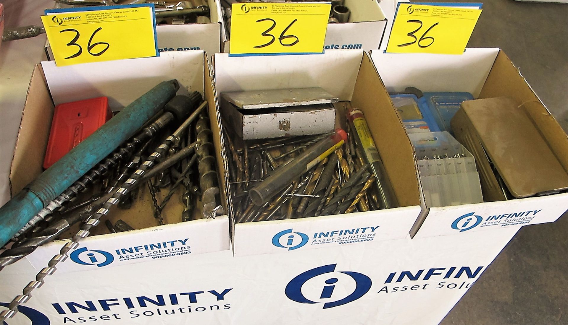 3 BOXES OF DRILL BIT KITS AND ASSORTED DRILL BITS