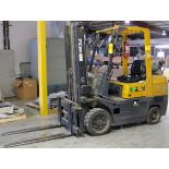 TCM FCG30T7T PROPANE FORKLIFT, 5,550LB CAP., 189" MAX LIFT, 3 STAGE, SIDE SHIFT, OUTDOOR TIRES, S/