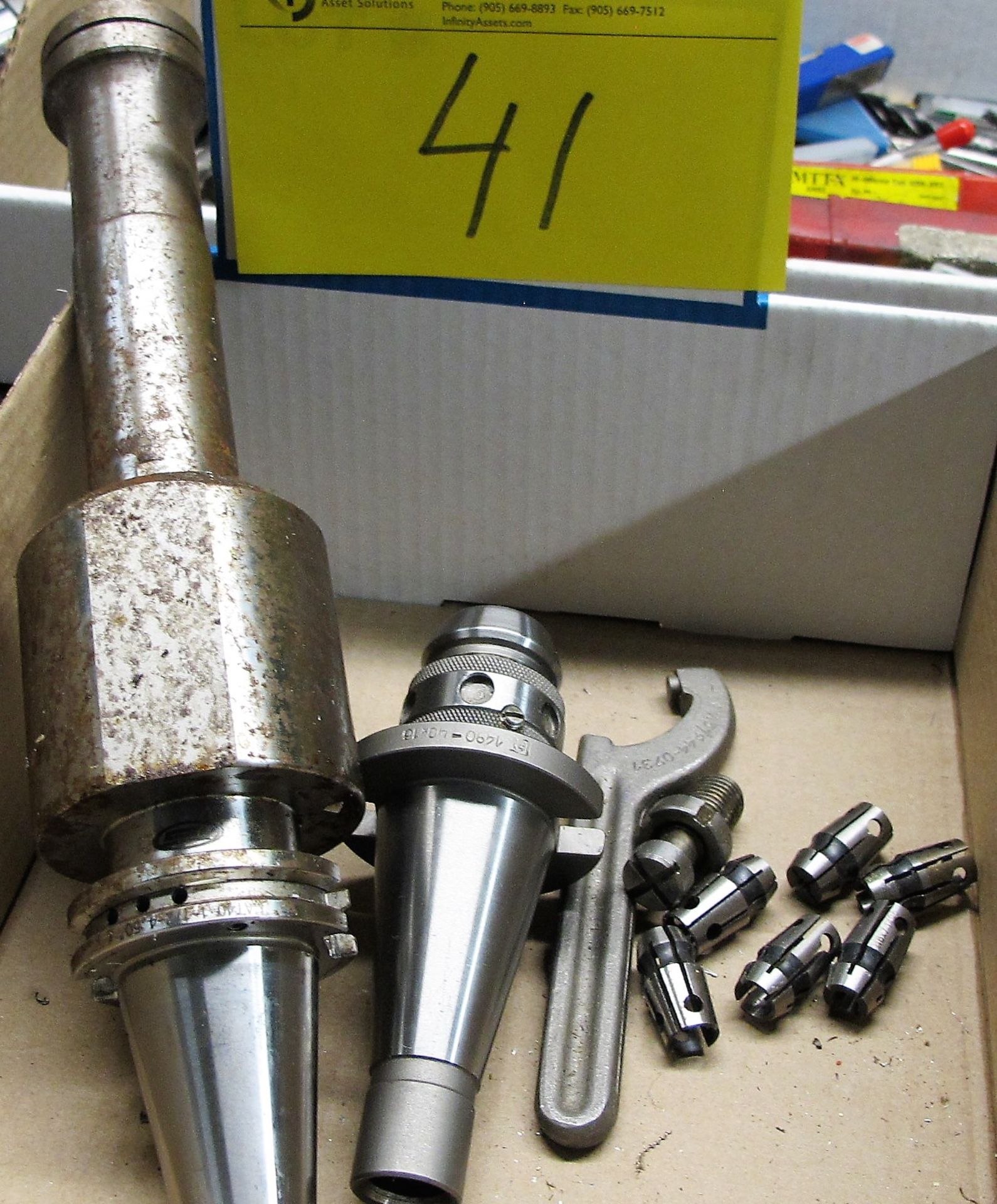BOX OF CAT 40 AND 40 TAPER TOOLHOLDERS W/COLLET SET
