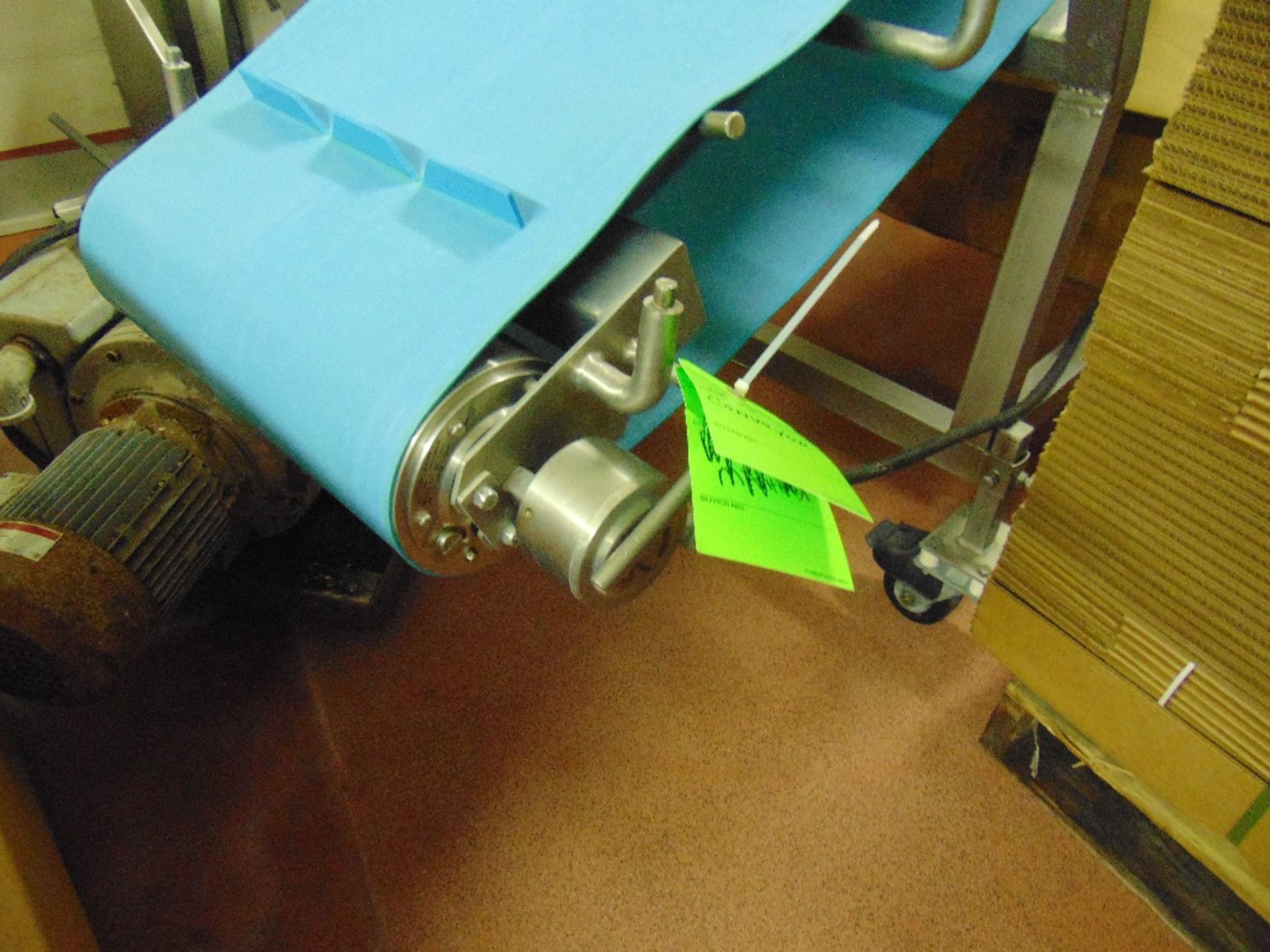 All Stainless Sanitary Incline Belt Conveyor with Cleated Rubber Belt: S/S Rod Type Bed, With 16 7/ - Image 2 of 2