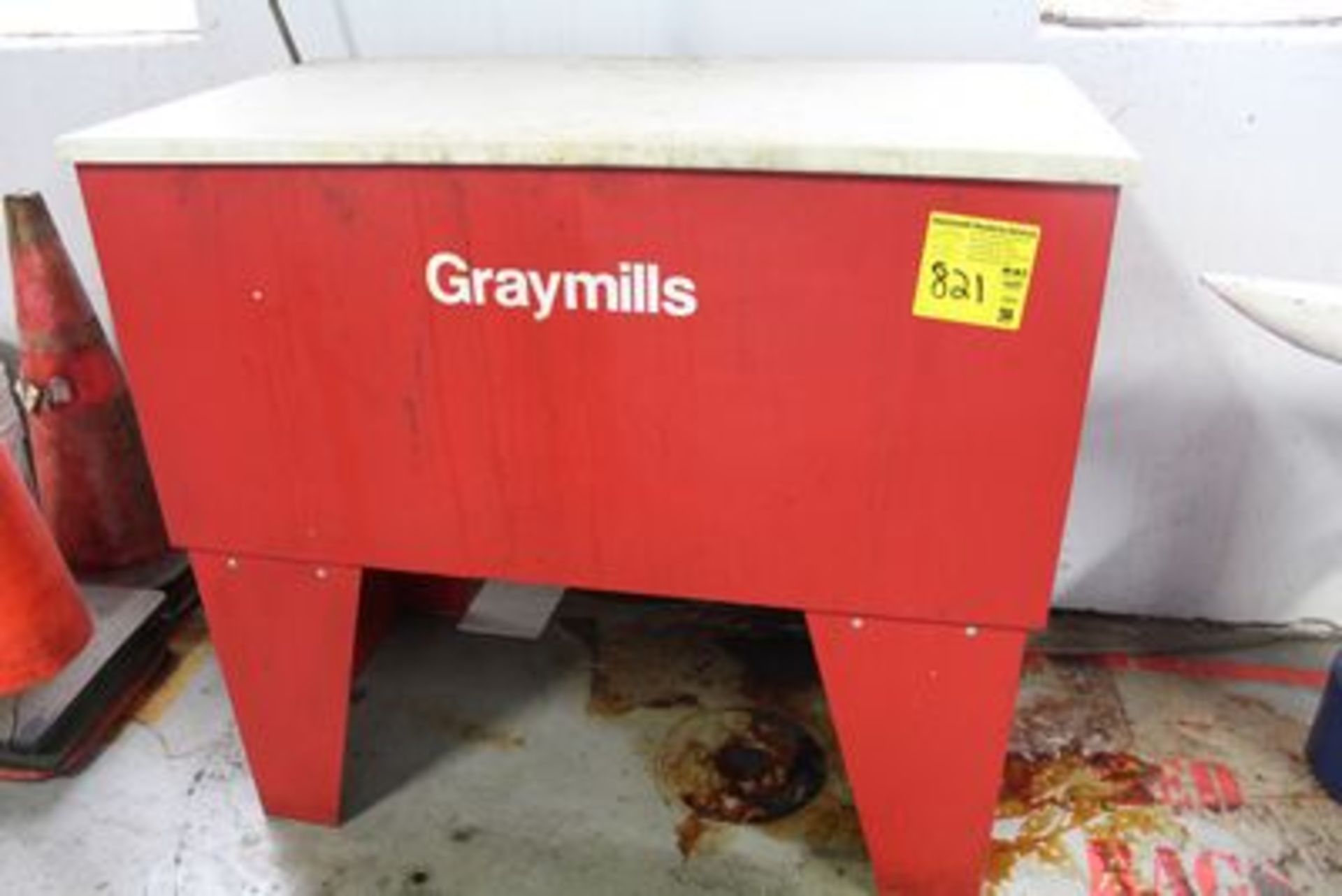 GRAYMILLS PARTS CLEANING CABINET