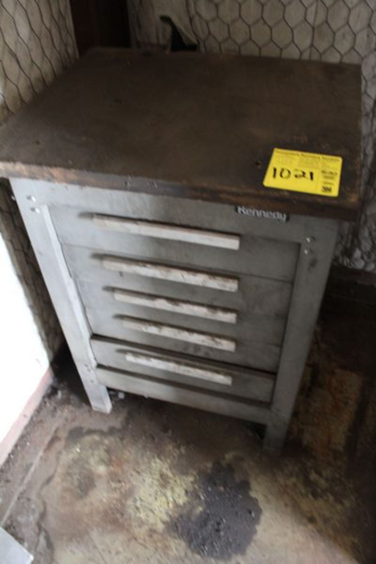 KENNEDY 5 DRAWER TOOL CABINET W/ CONT