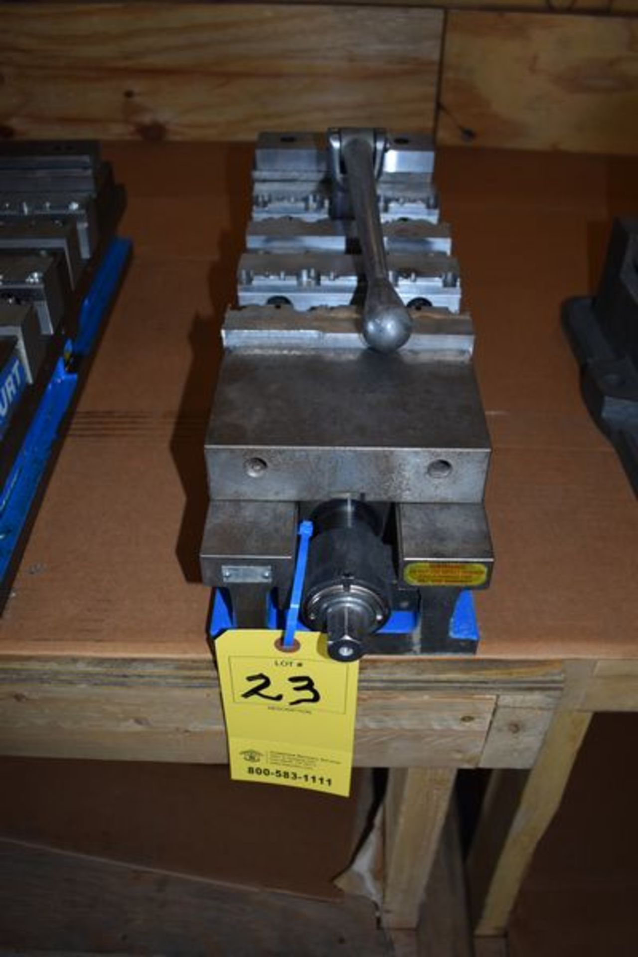 KURT 6" MACHINE VISE