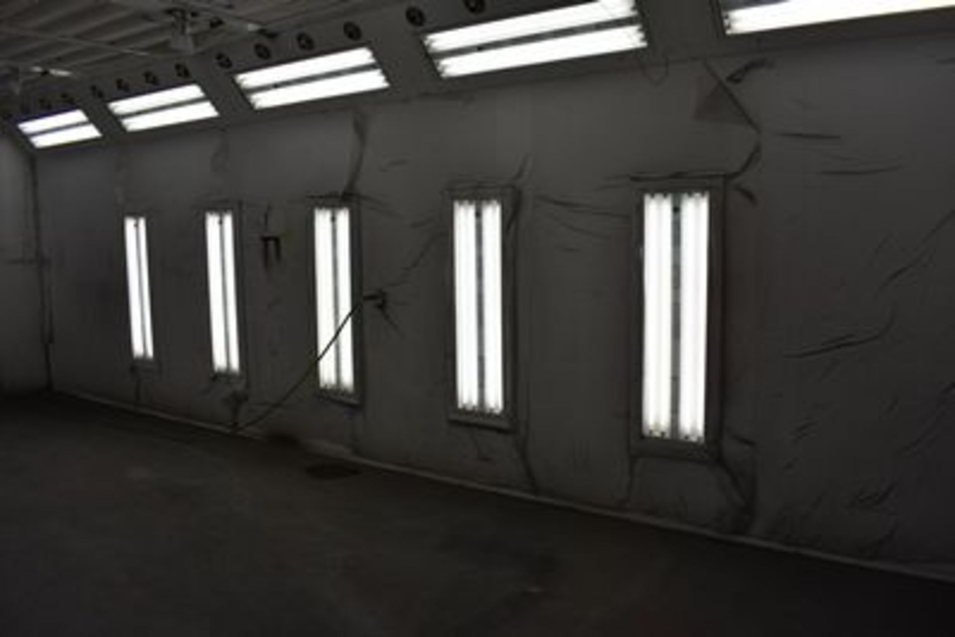 AMERI-CURE INC PAINT BOOTH, 2016, DELAYED REMOVAL: JULY 15, APPROX 22' W X 32' D X 11' TALL - Image 17 of 20
