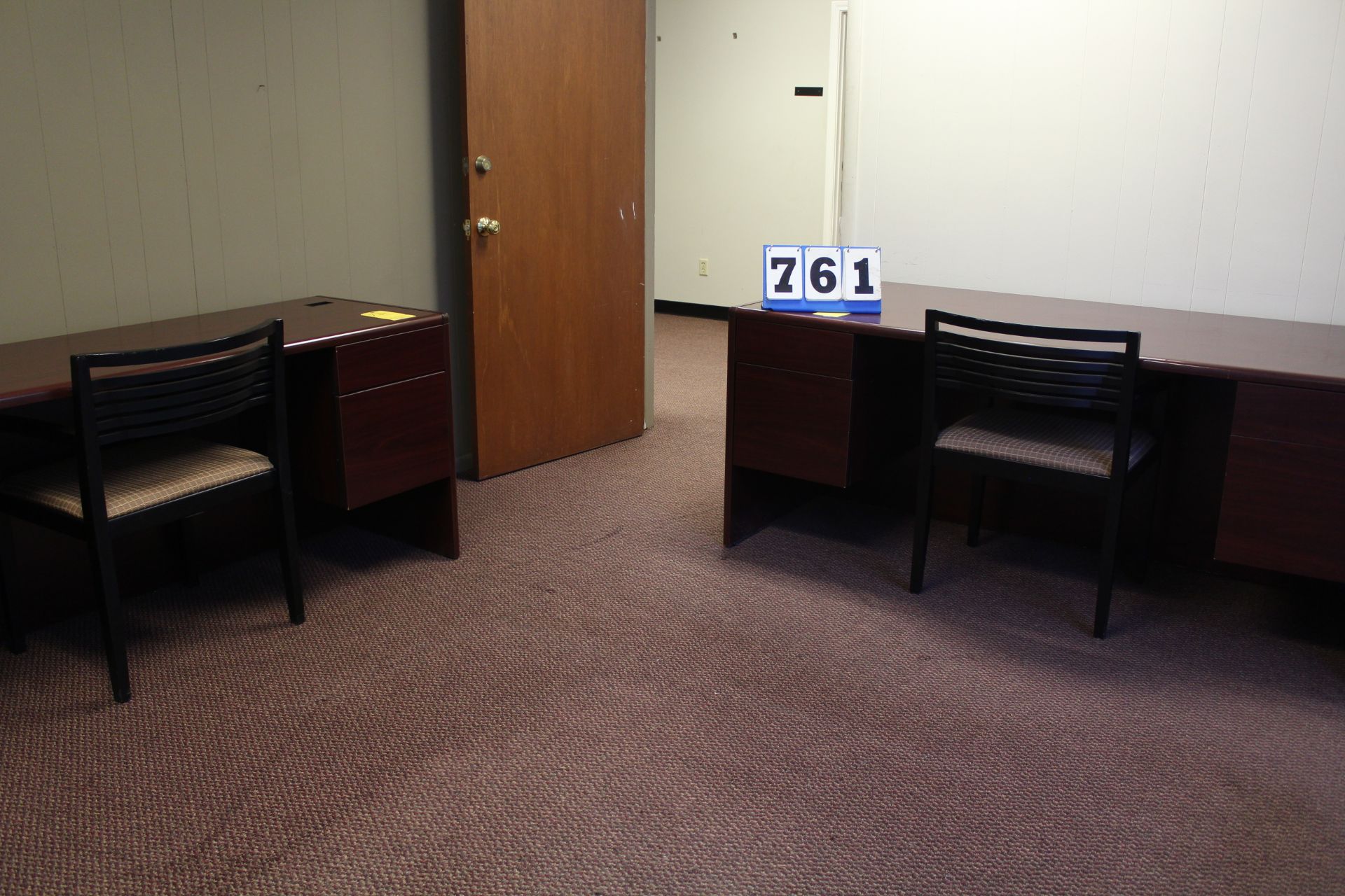 CONT OF OFFICE: FURNITURE AS SHOWN