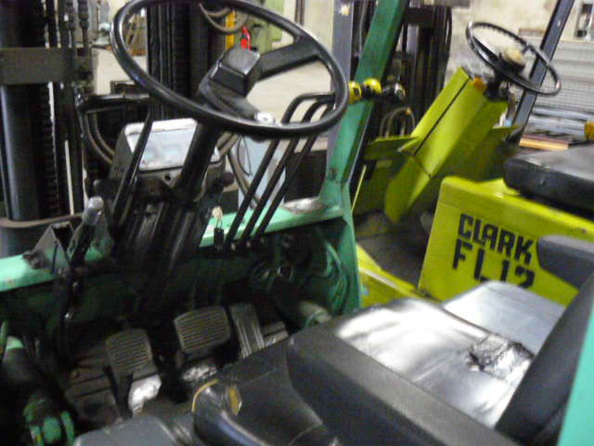 MITSUBISHI FORKLIFT, MDL:FGC25 4350 LB LIFT CAP, 188" LIFT HEIGHT, LP GAS, SIDE SHIFT, 4' FORKS ( - Image 5 of 6