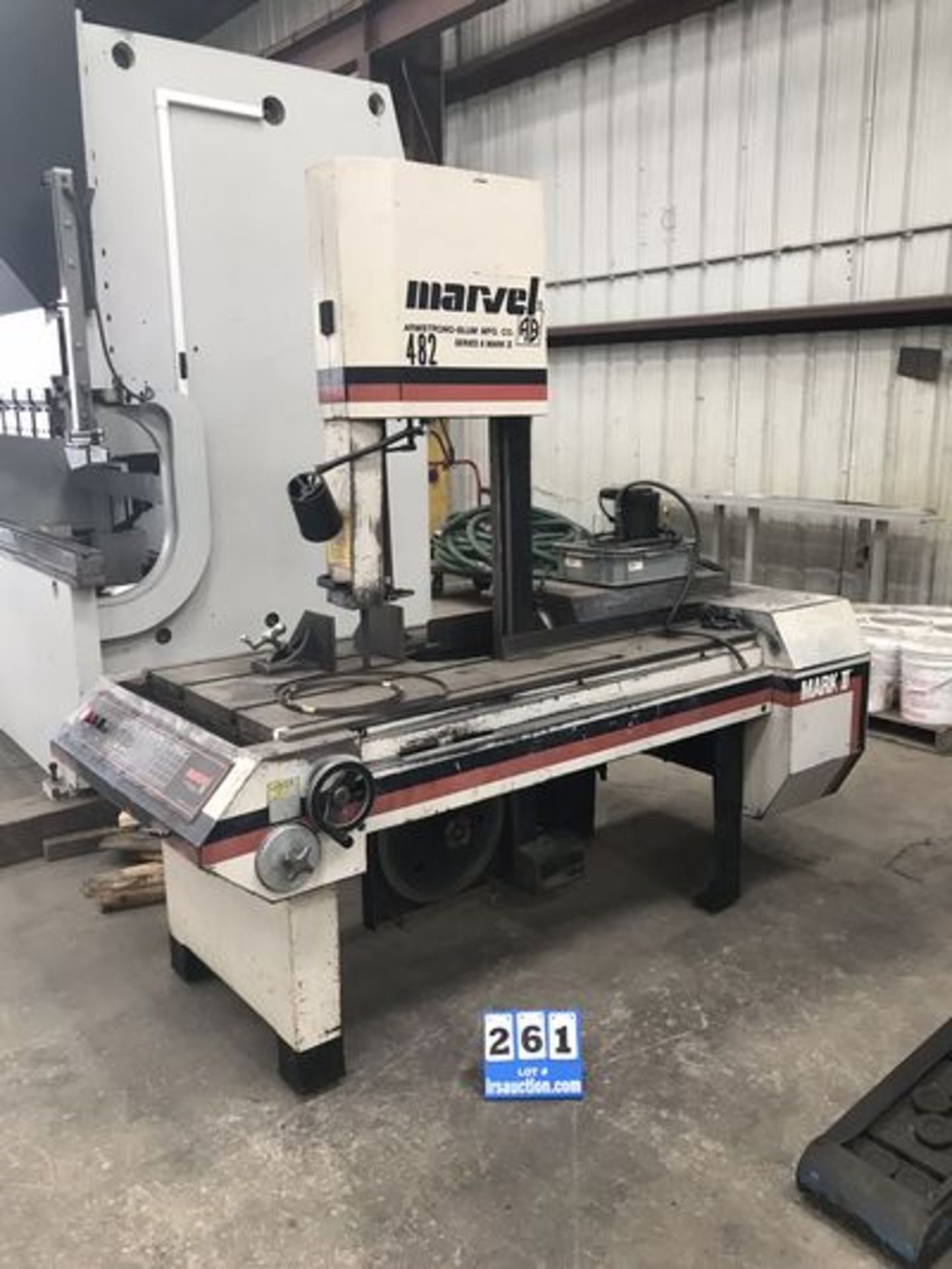 MARVEL ARMSTRONG-BLUM MFG CO SERIES 8 MARK II VERTICAL BAND SAW (LOCATION 3: 3421 N SYLVANIA, FT