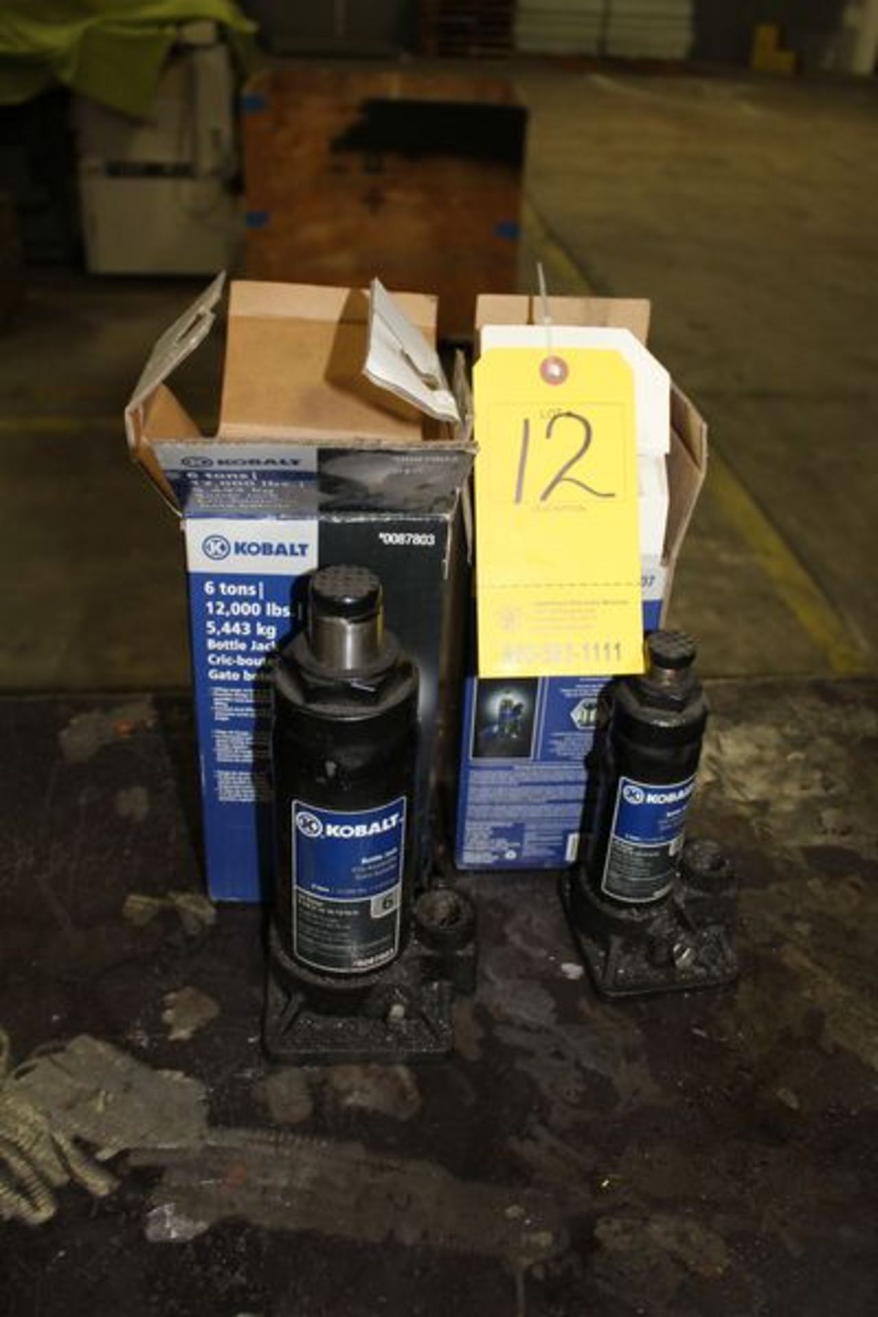 ASST COLBALT BOTTLE JACKS (LOCATION 1: 1308 LE GILLILAND DR, TEXARKANA, AR 71854)