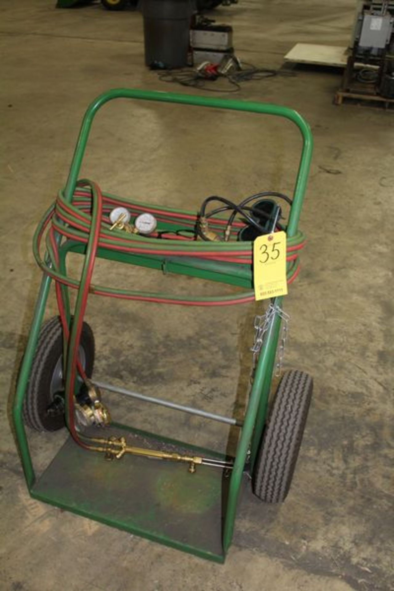 CUTTING TORCH CART W/ TORCH HOSE, REGULATORS (LOCATION 1: 1308 LE GILLILAND DR, TEXARKANA, AR