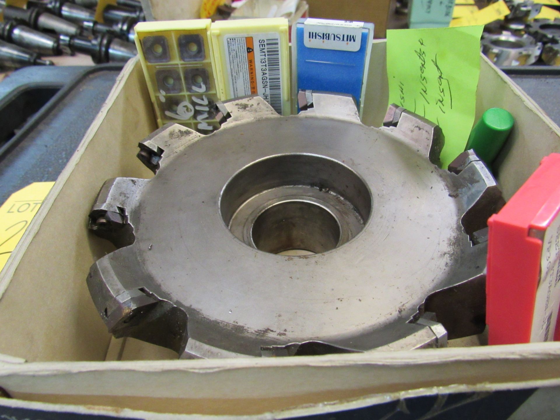 6" MITSUBISI FACE MILL WITH INSERTS - Image 2 of 2