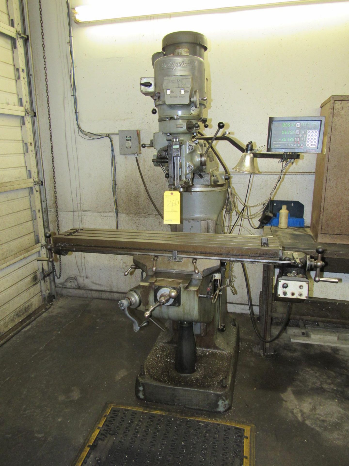 9" x 49" Bridgeport Series I Vertical Milling Machine, 9” x 49” table, 2 hp spindle motor, Newall - Image 2 of 10