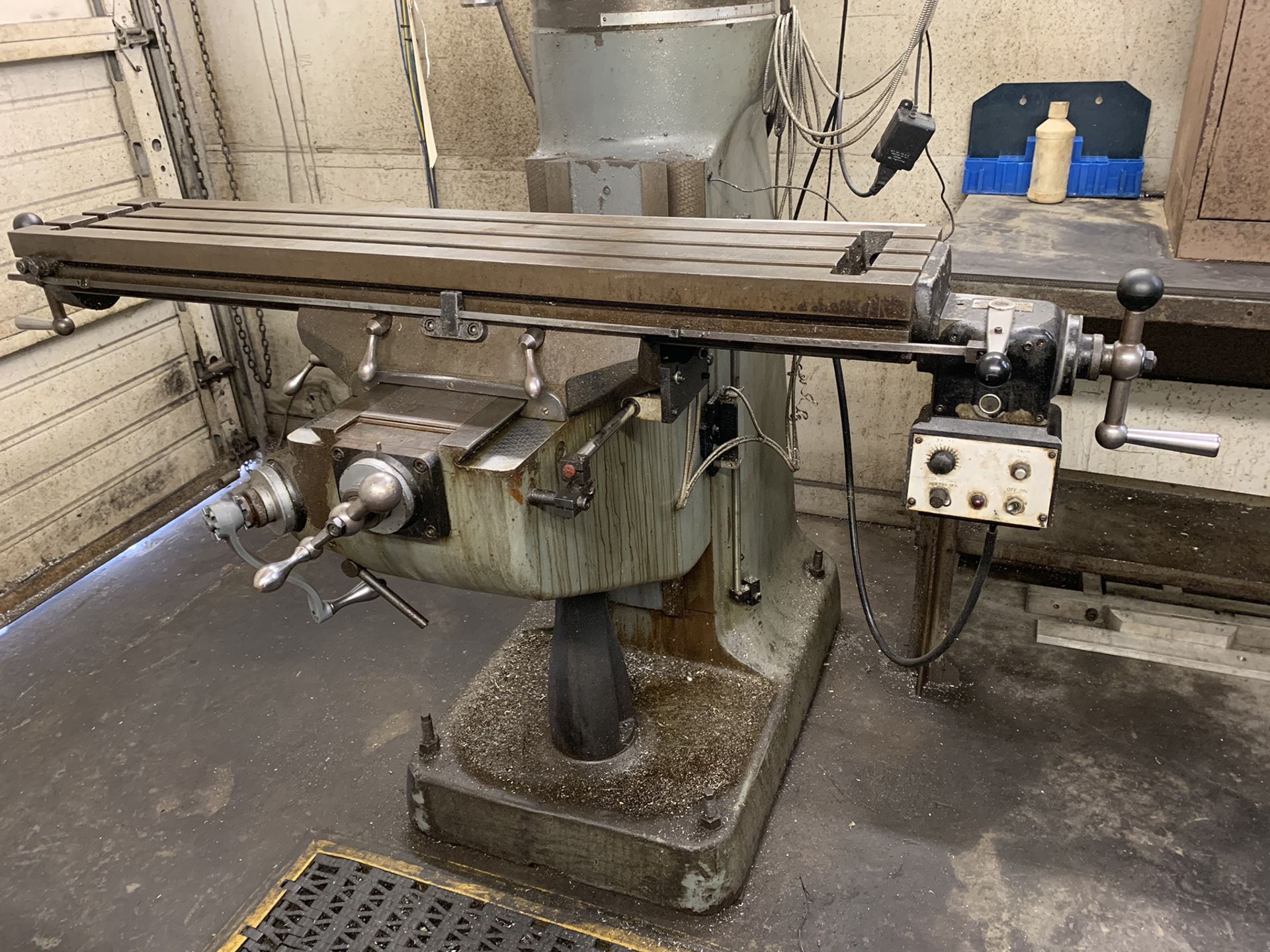 9" x 49" Bridgeport Series I Vertical Milling Machine, 9” x 49” table, 2 hp spindle motor, Newall - Image 8 of 10