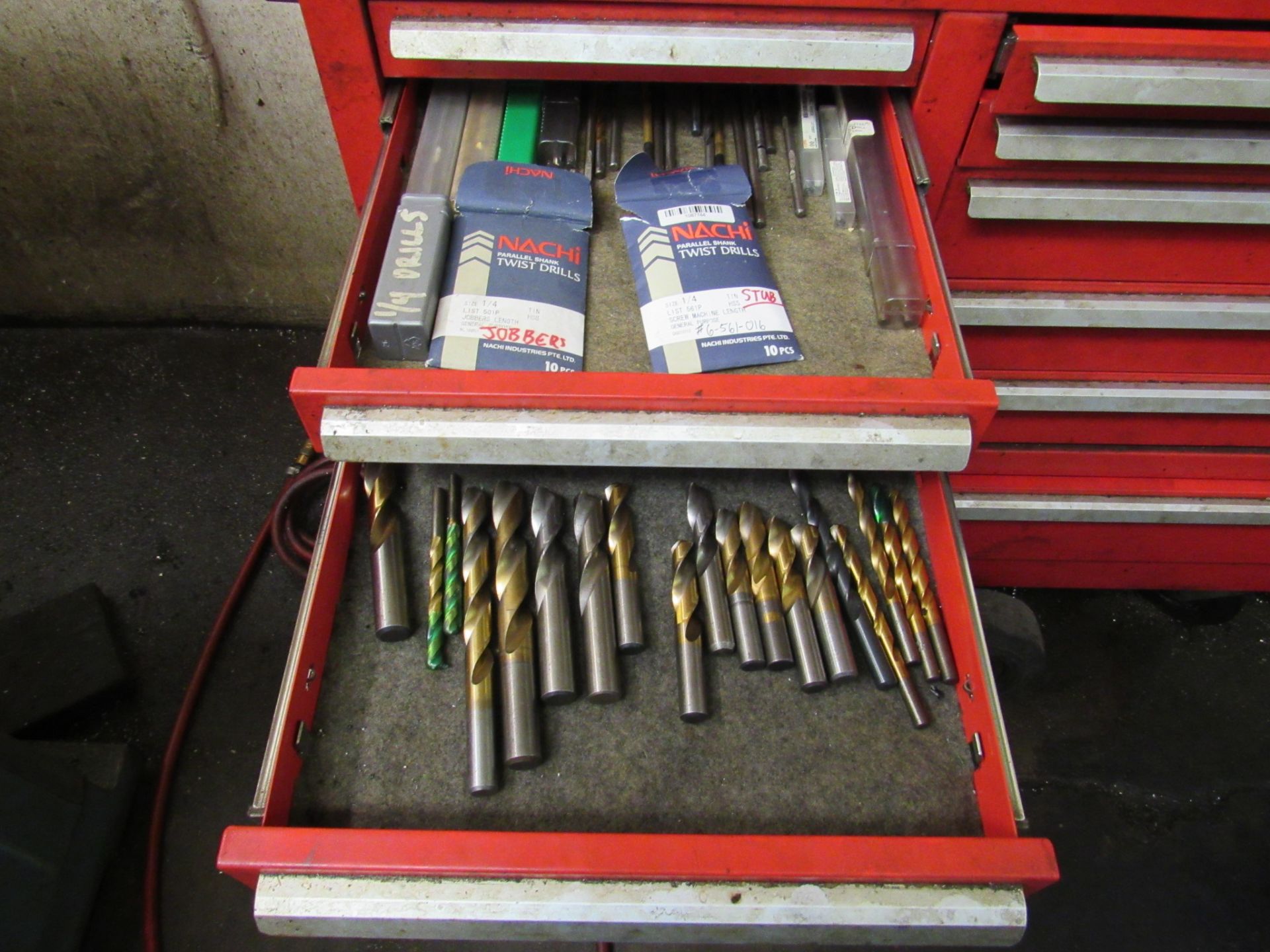 KENNEDY TOOL BOX WITH CONTENTS - ON CASTERS - Image 8 of 9