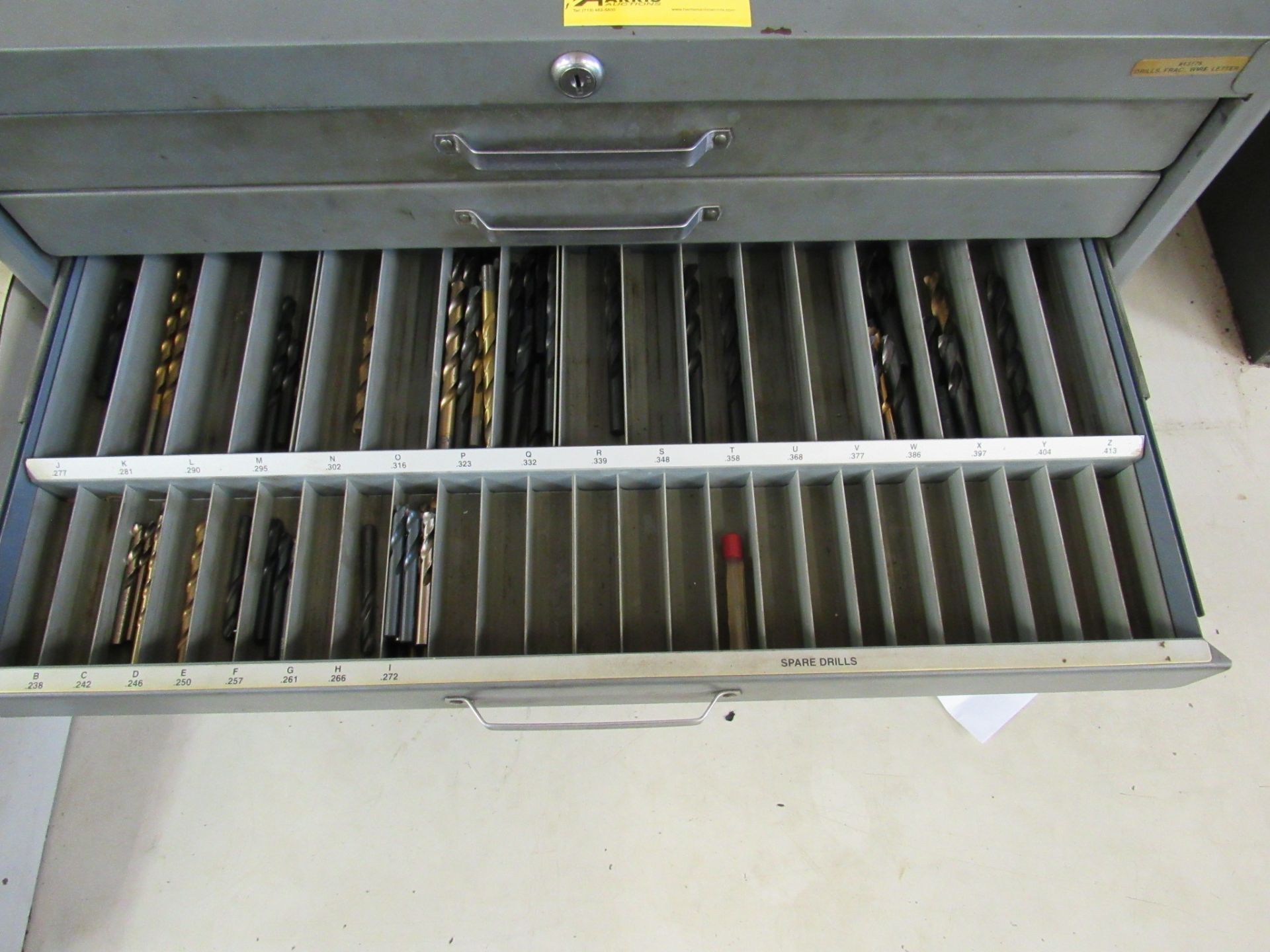 HUOT CABINET WITH DRILLS - Image 3 of 5